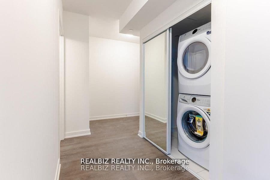 2033 Kennedy Road, Unit 2003 thumbnail 13