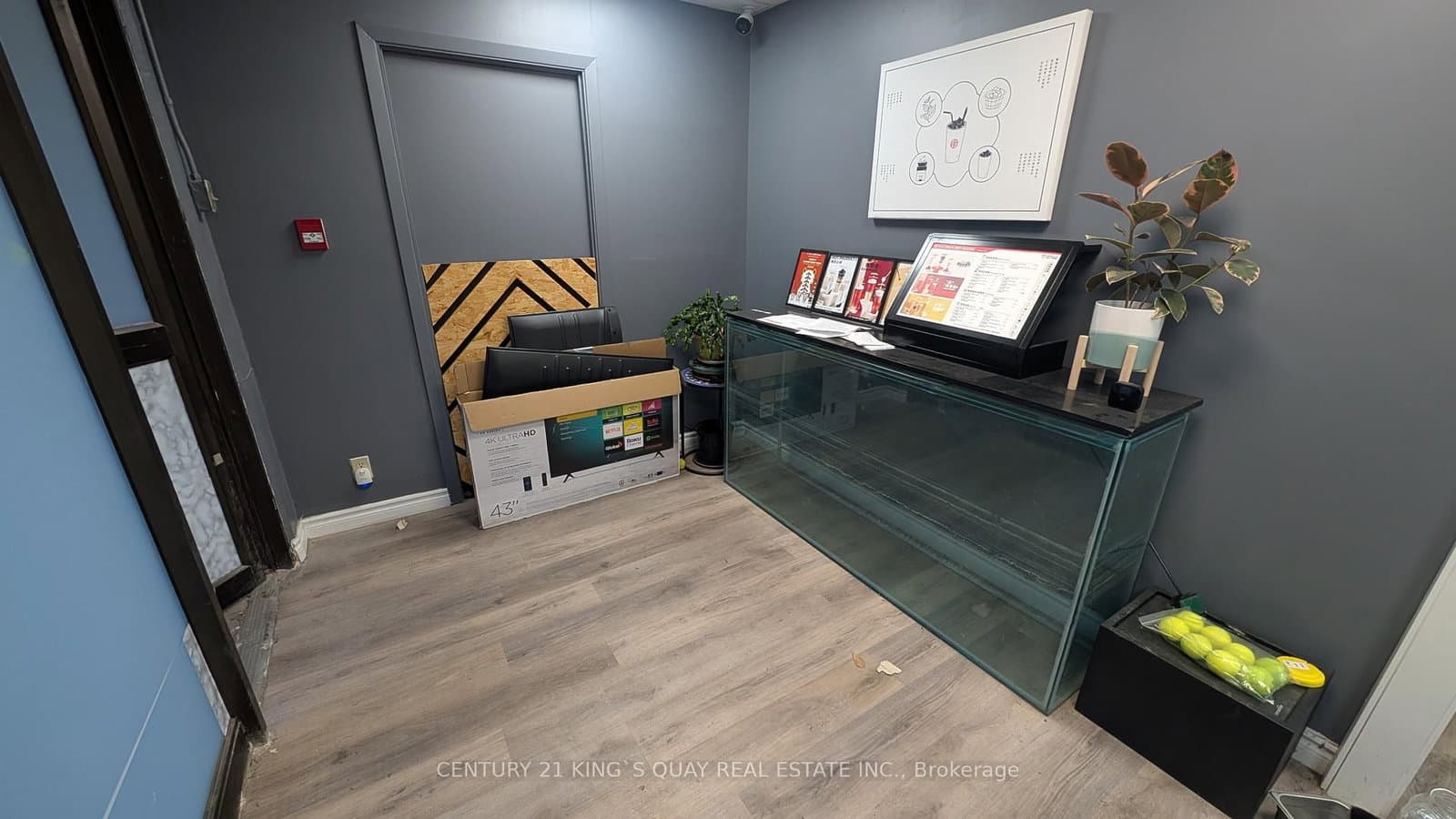 55 N Nugget Avenue, Unit 6 thumbnail 2
