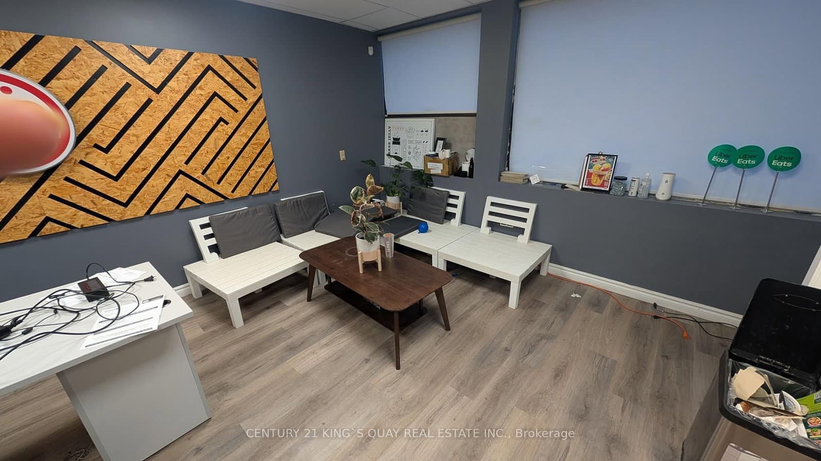 55 N Nugget Avenue, Unit 6 thumbnail 3