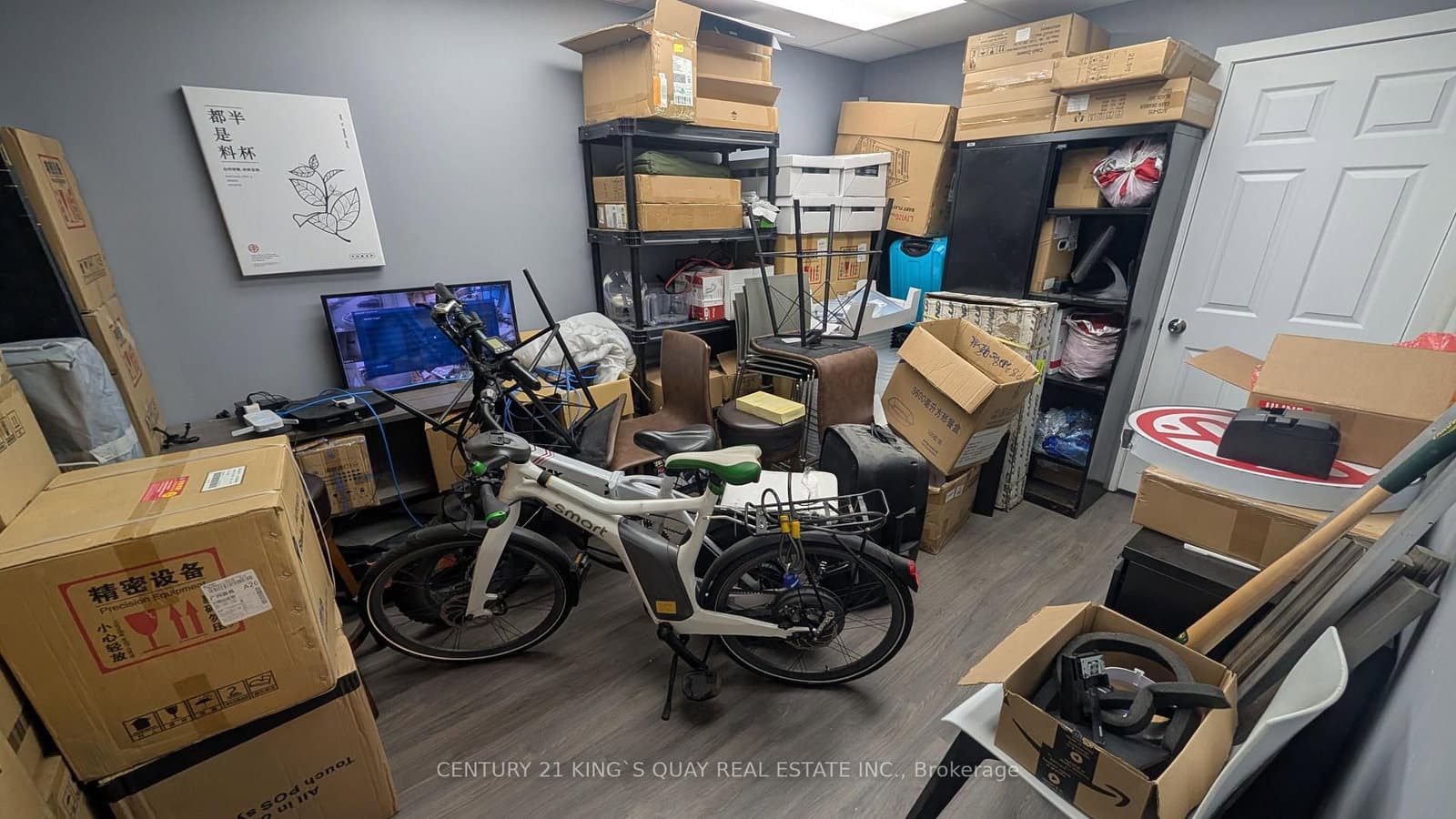 55 N Nugget Avenue, Unit 6 thumbnail 6