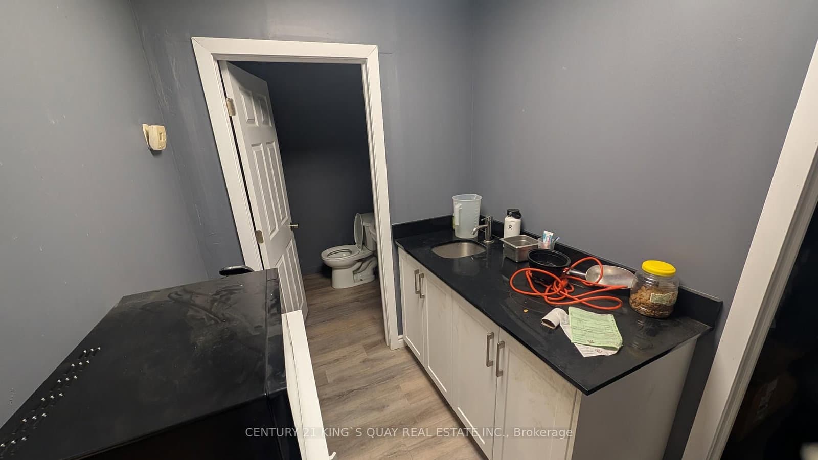 55 N Nugget Avenue, Unit 6 thumbnail 7