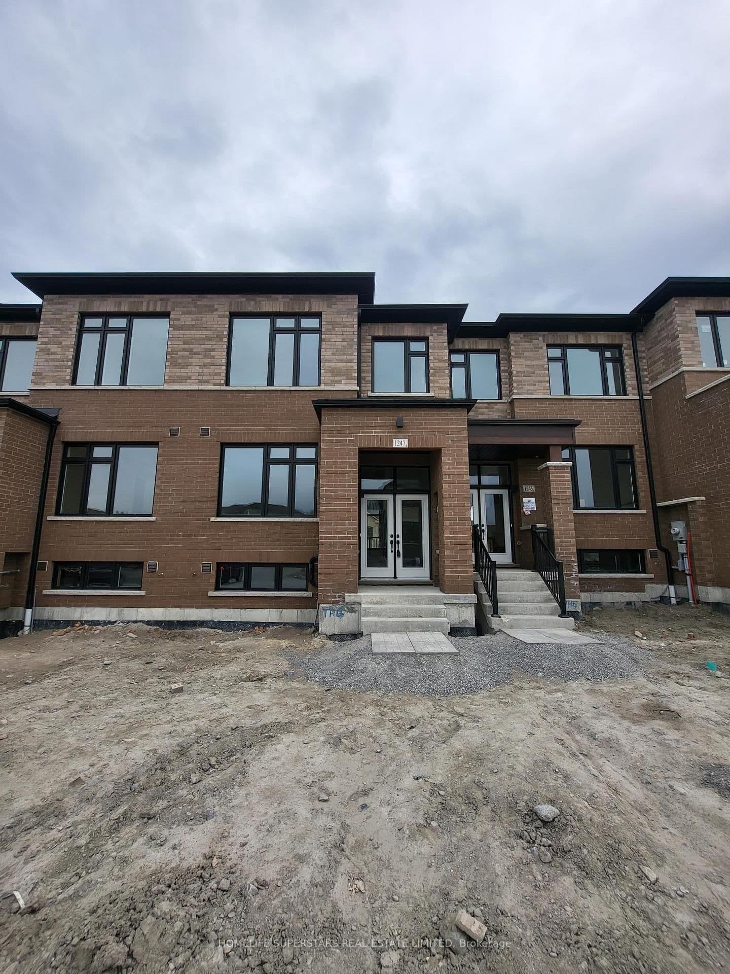 1247 Winding Wood Trail