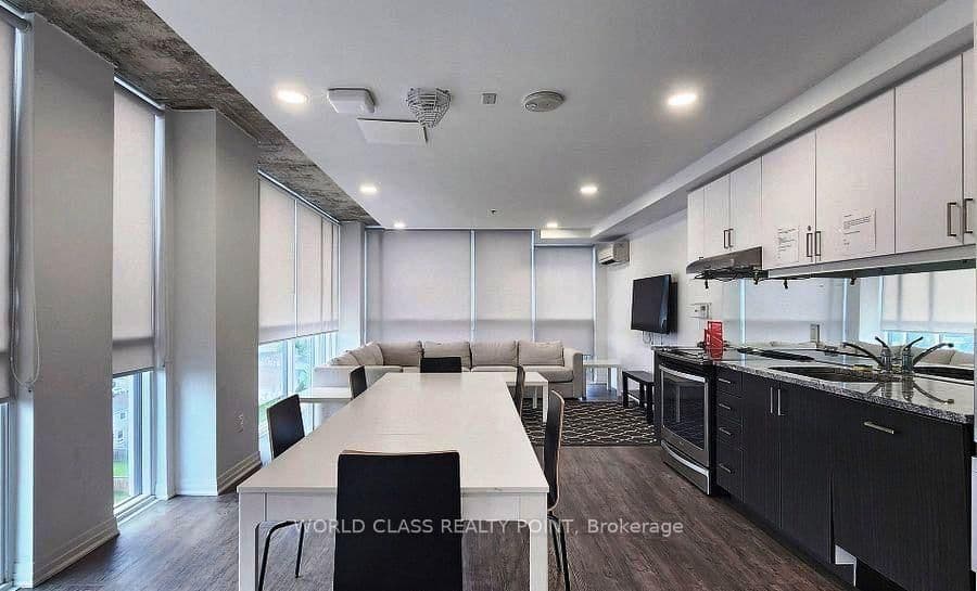 1900 Simcoe Street, Unit 633 thumbnail 16