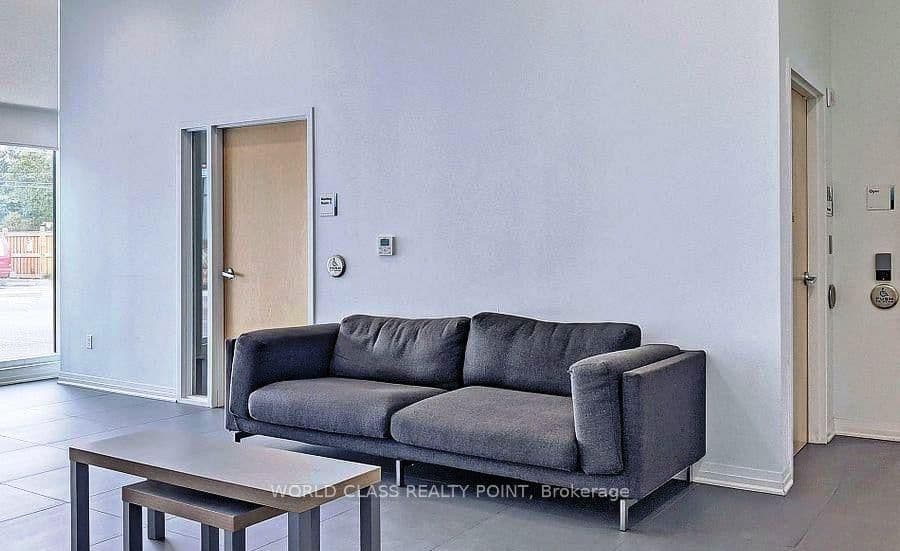 1900 Simcoe Street, Unit 633 thumbnail 2