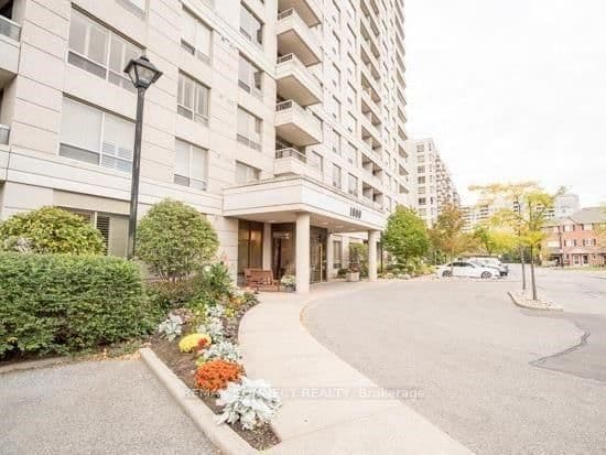 #1611 - 1000 The Esplanade Avenue N