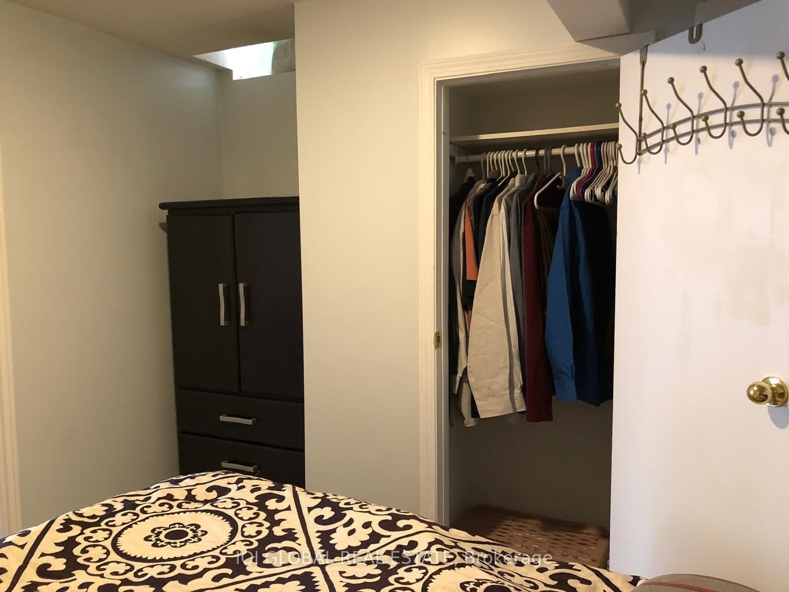 1893 Una Road, Unit Basement thumbnail 2