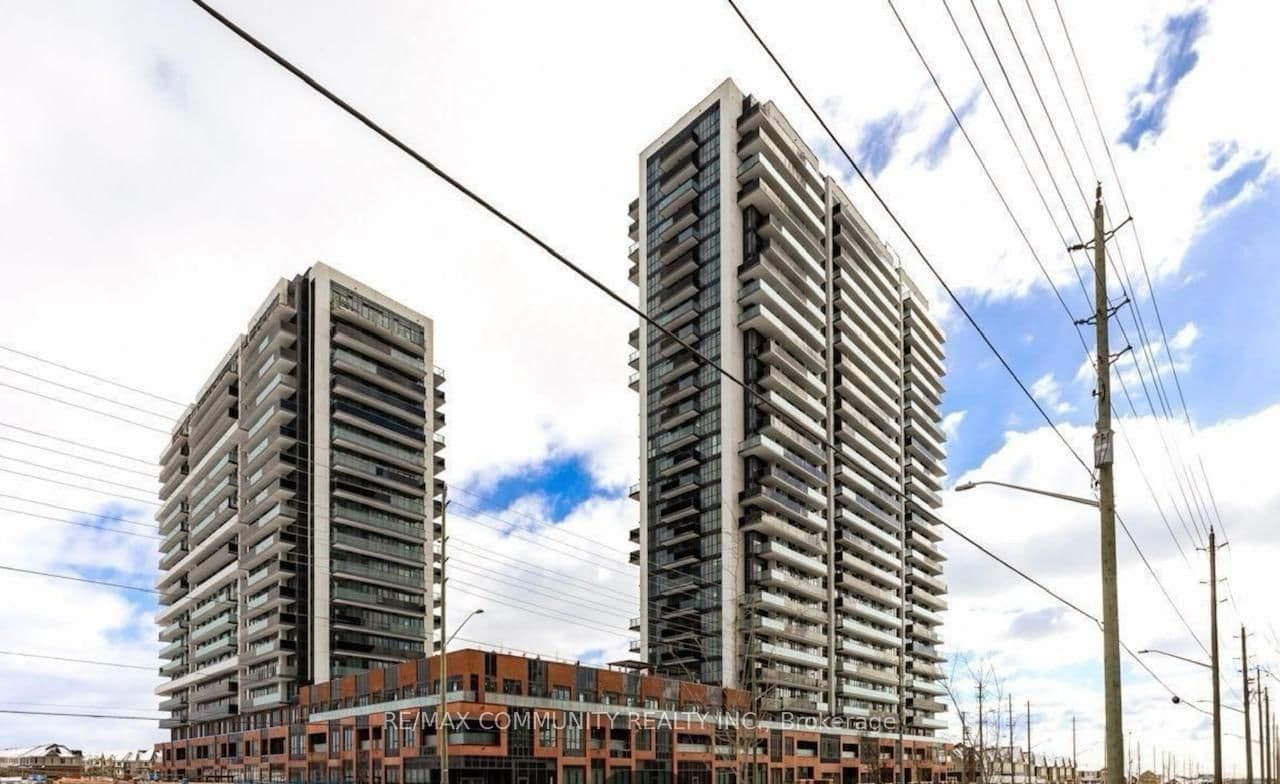 2545 Simcoe Street N, Unit 222