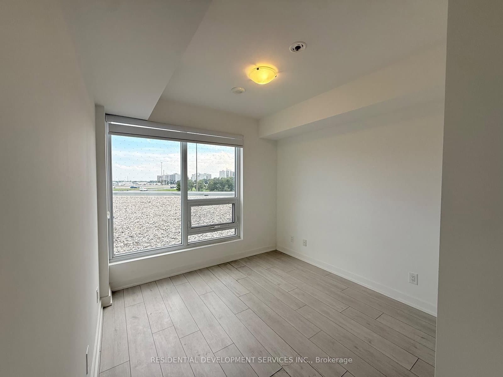 2033 Kennedy Road, Unit 321 thumbnail 14