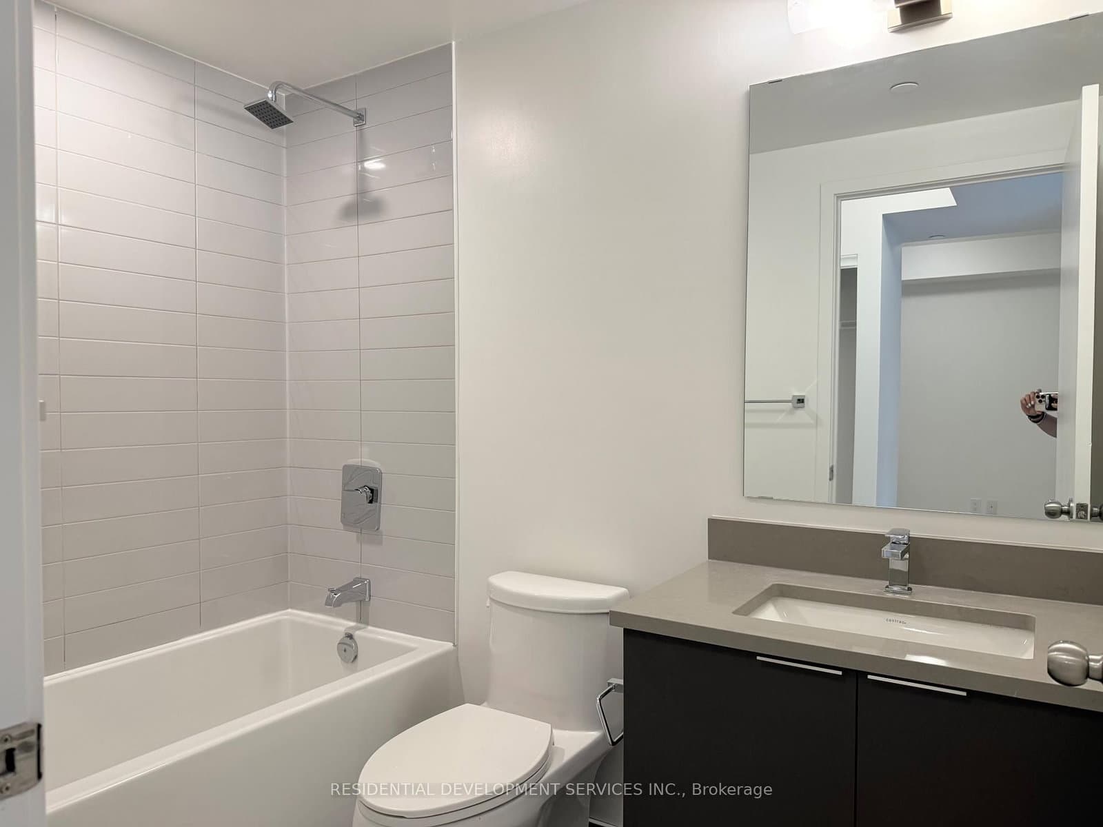 2033 Kennedy Road, Unit 321 thumbnail 5