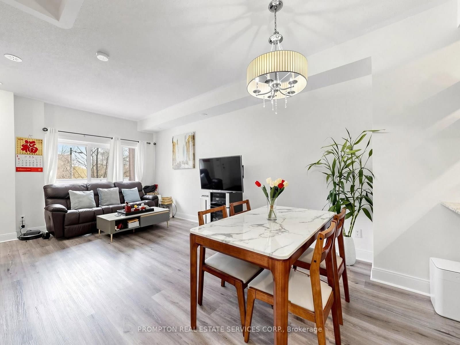 330 Village Green Square, Unit 3 thumbnail 12