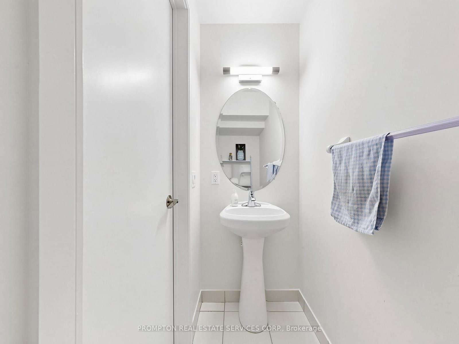 330 Village Green Square, Unit 3 thumbnail 17