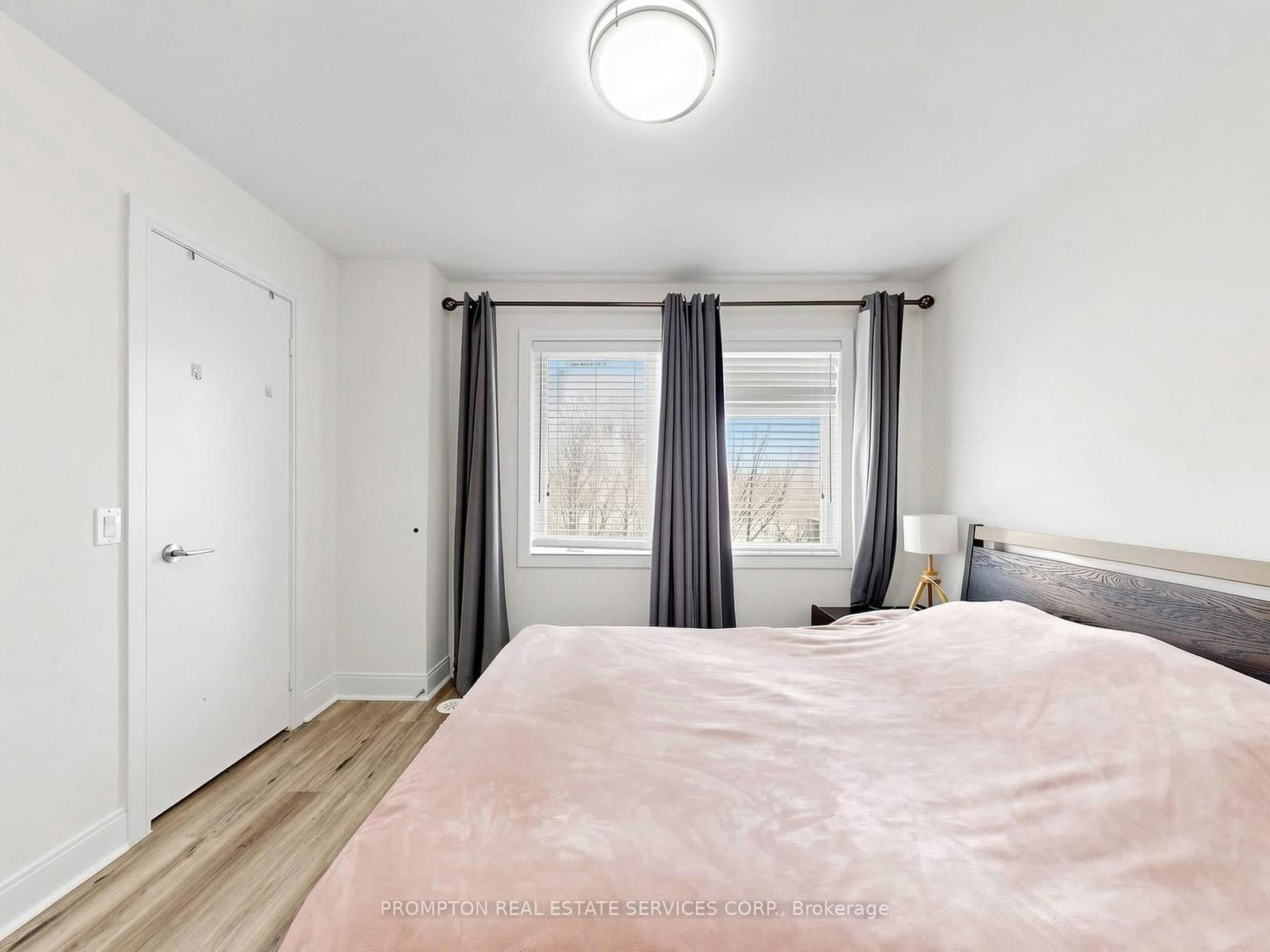 330 Village Green Square, Unit 3 thumbnail 23