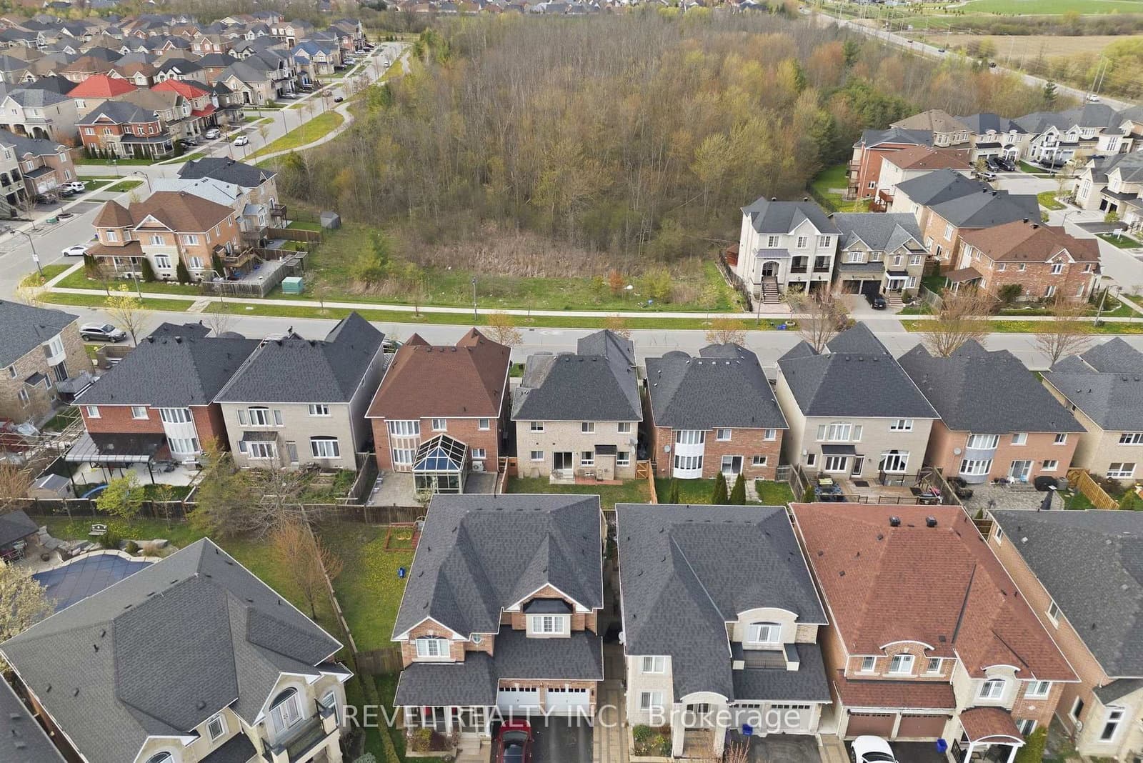 131 Rushworth Drive thumbnail 40