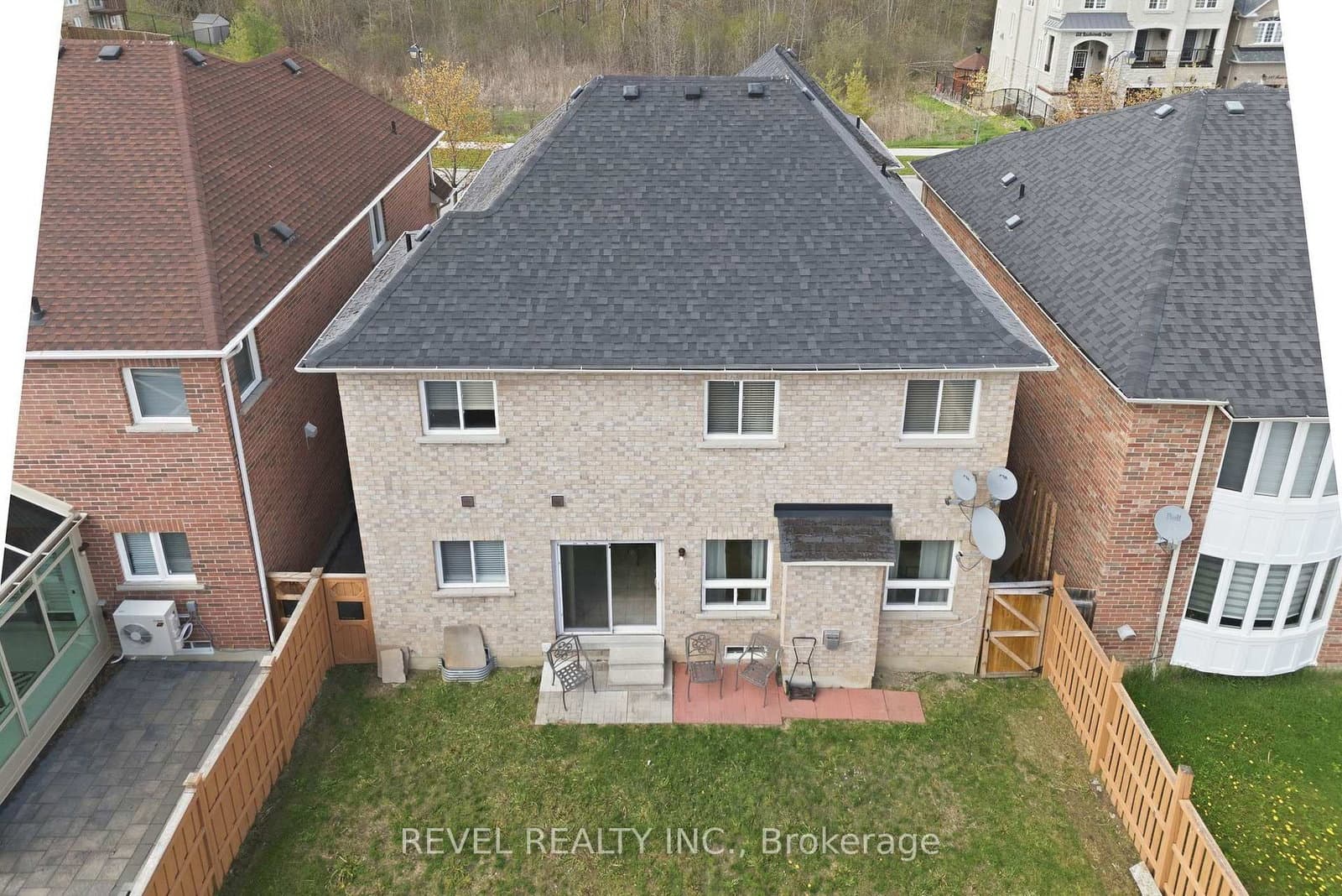 131 Rushworth Drive thumbnail 42