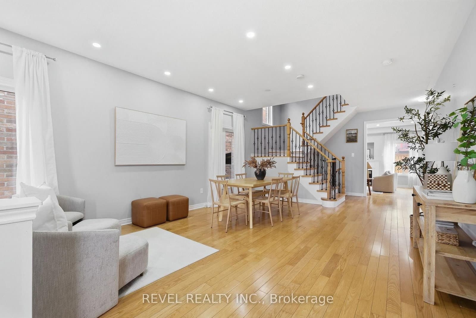 131 Rushworth Drive thumbnail 6