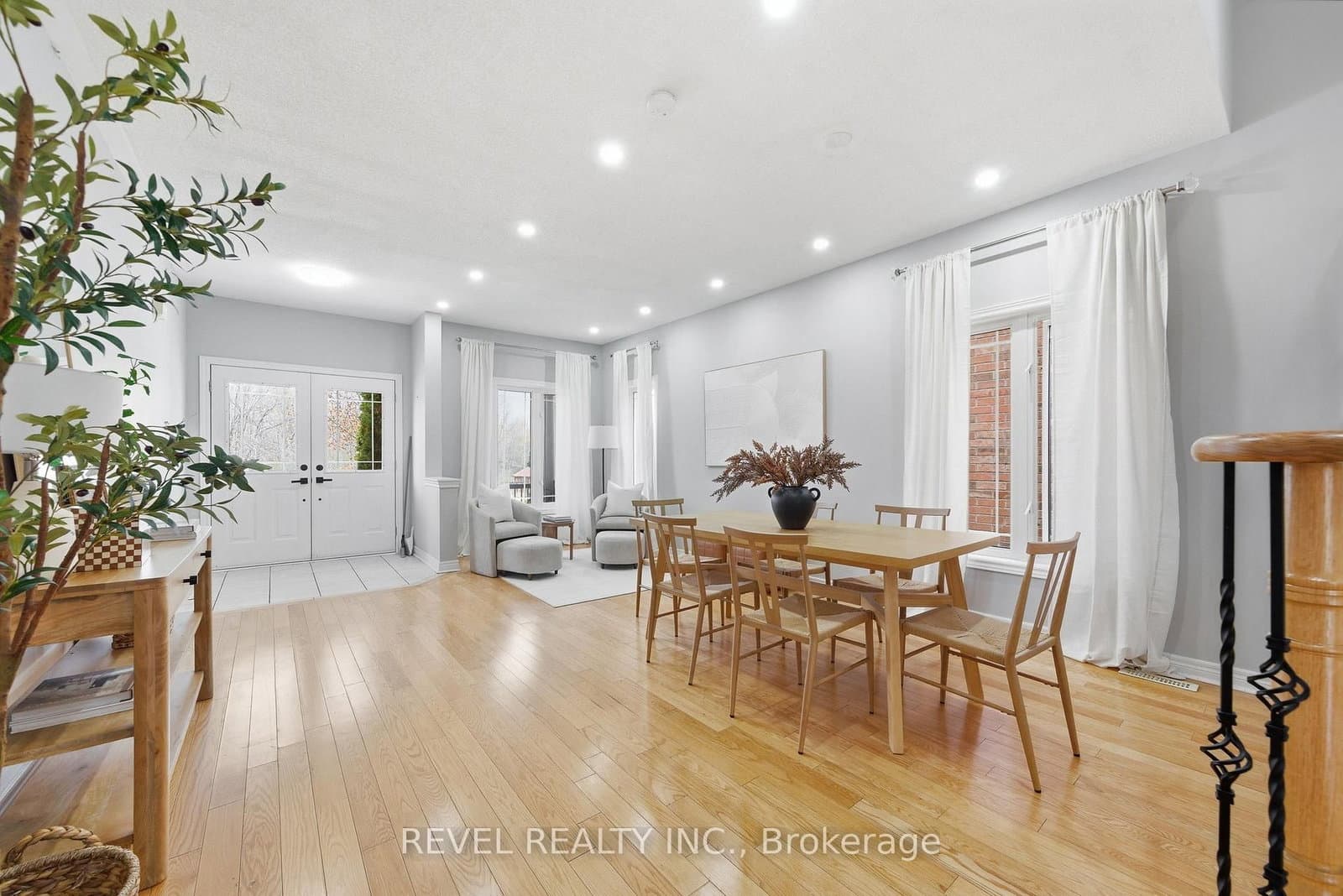 131 Rushworth Drive thumbnail 9