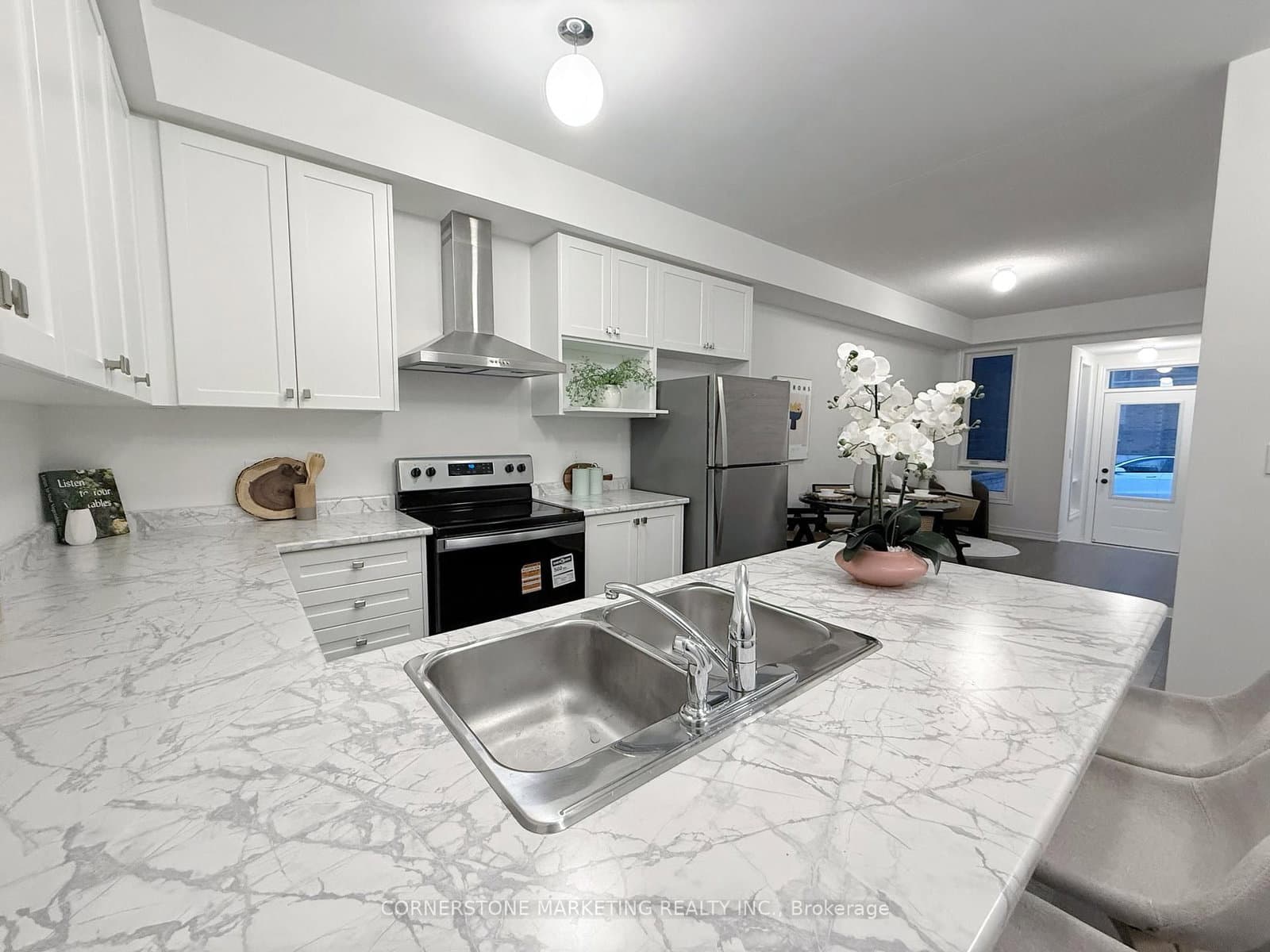 1254 Elizabeth Mackenzie Drive