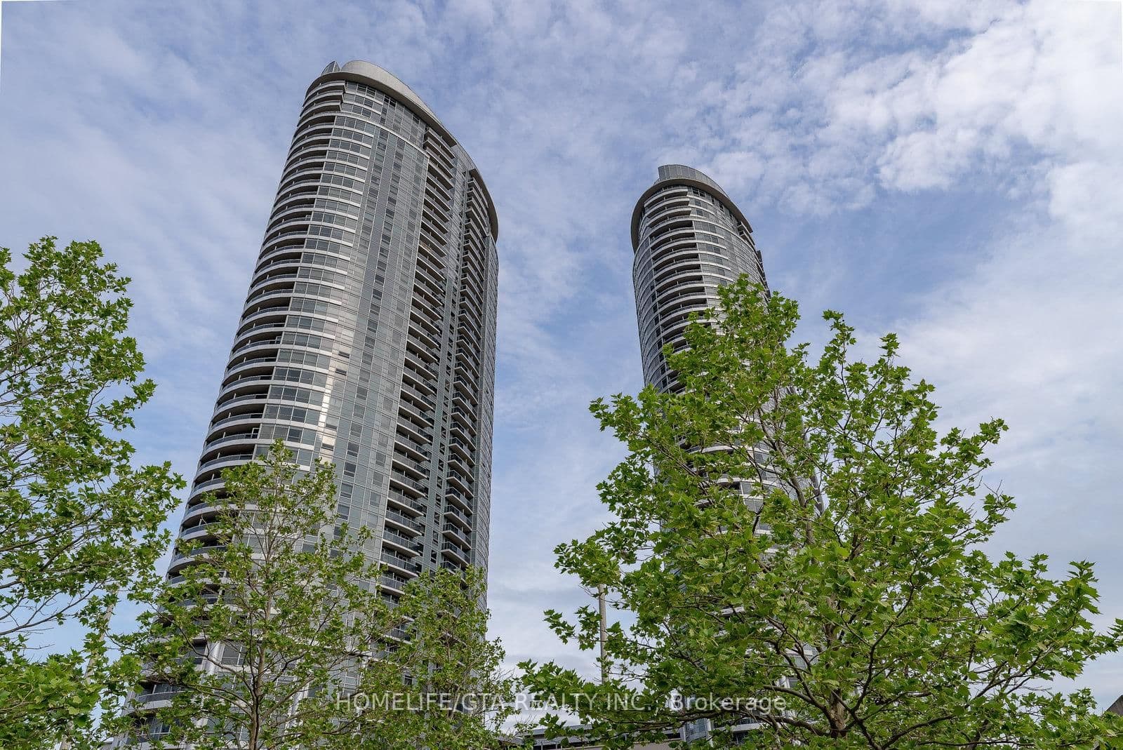 #2508 - 125 Village Green Square