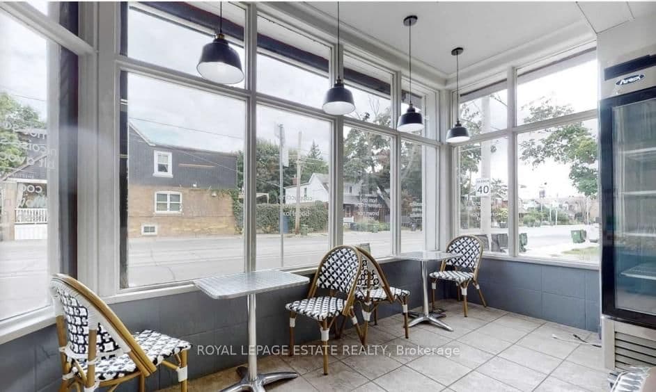 64 Kingston Road thumbnail 2
