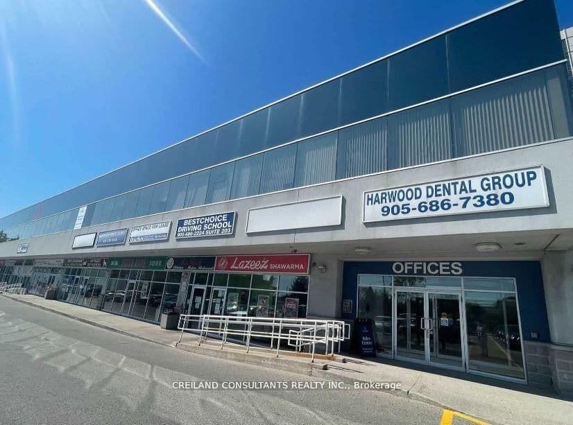 1 Rossland Road W, Unit 209 thumbnail 4