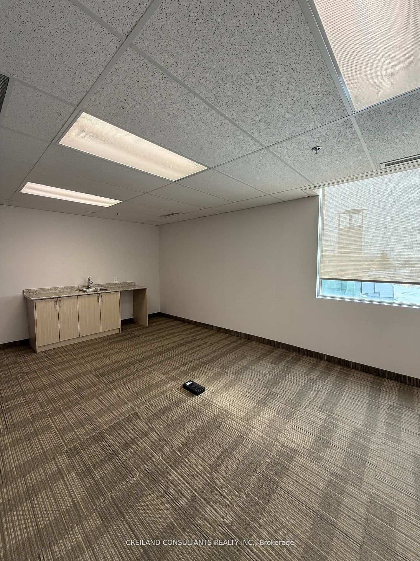 1 Rossland Road W, Unit 208 thumbnail 11