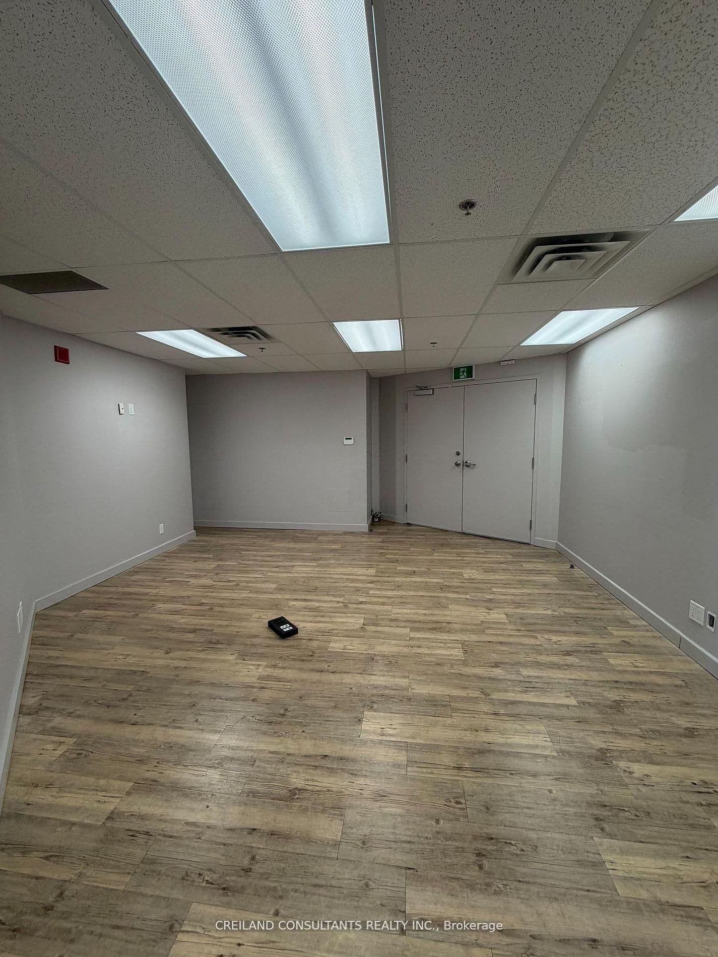 1 Rossland Road W, Unit 208 thumbnail 13