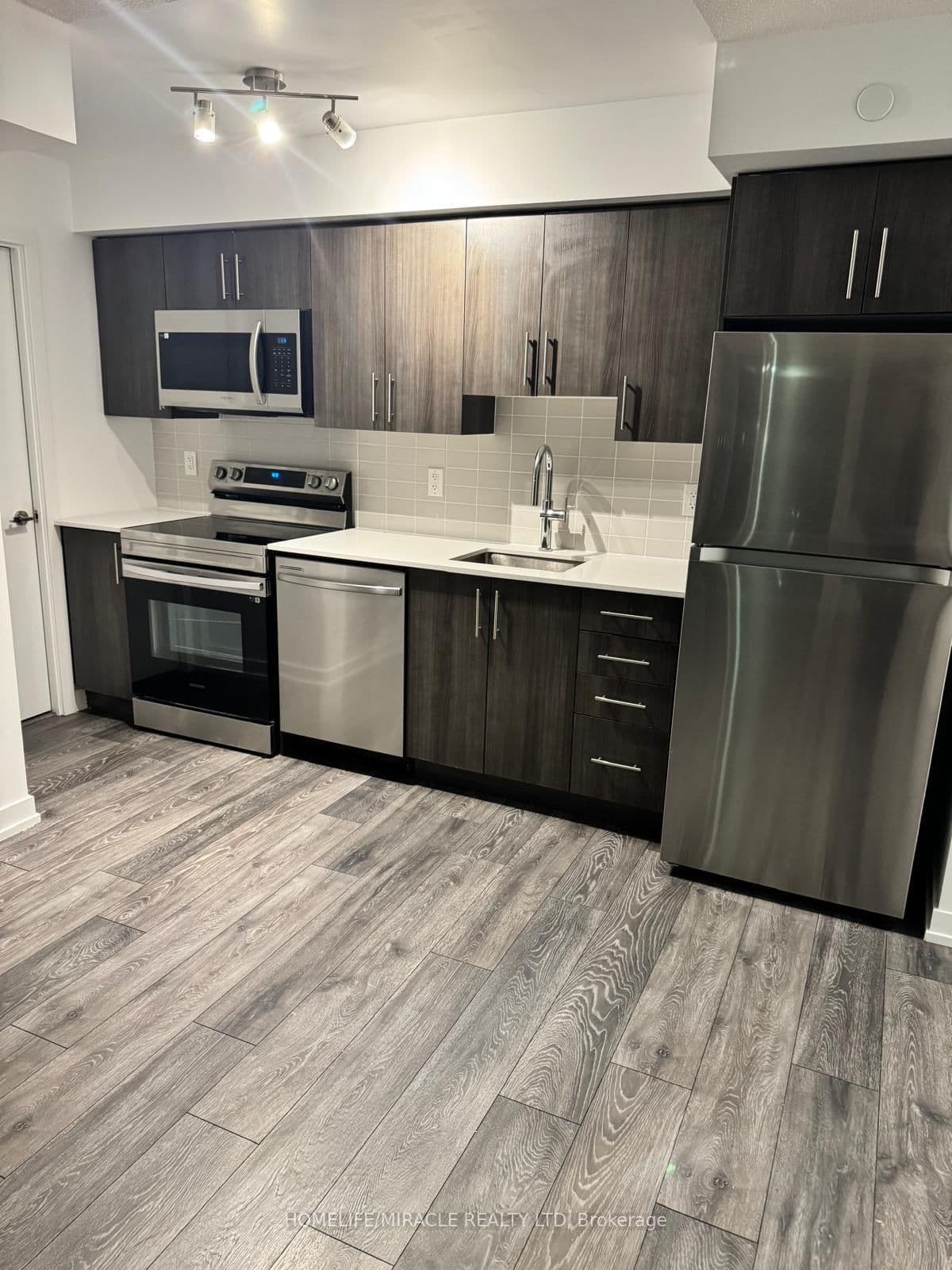 1455 Celebration Drive, Unit 1608 thumbnail 8