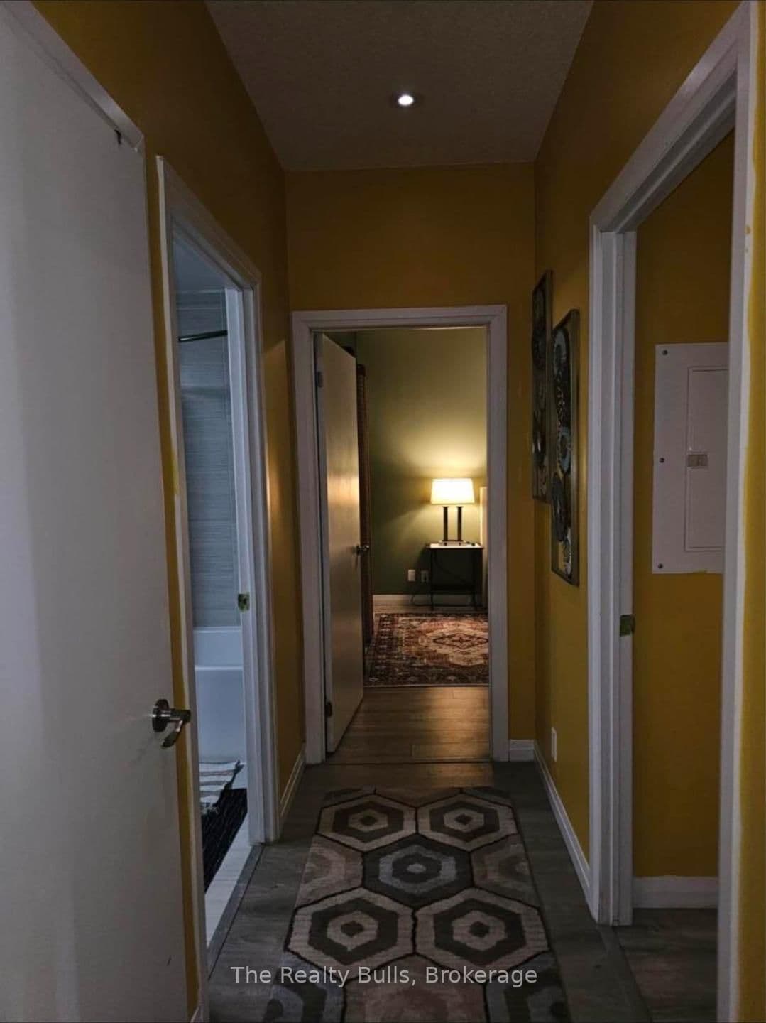 2150 Lawrence Avenue E, Unit 103 thumbnail 3
