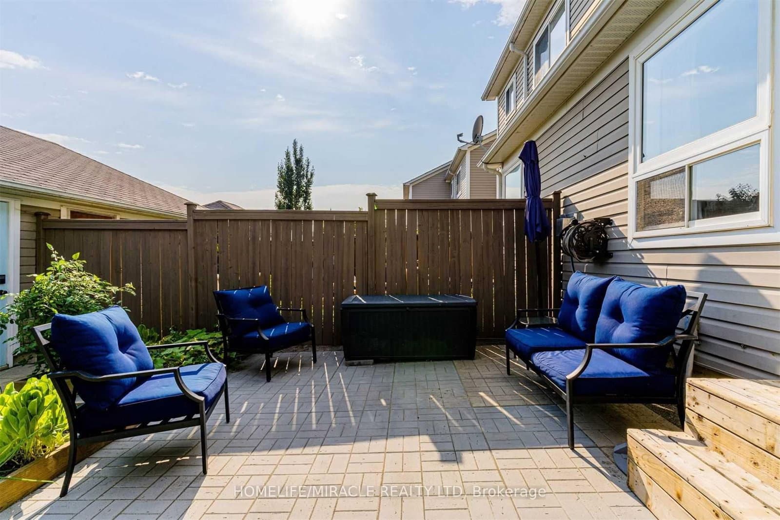 149 Carnwith Drive E thumbnail 17
