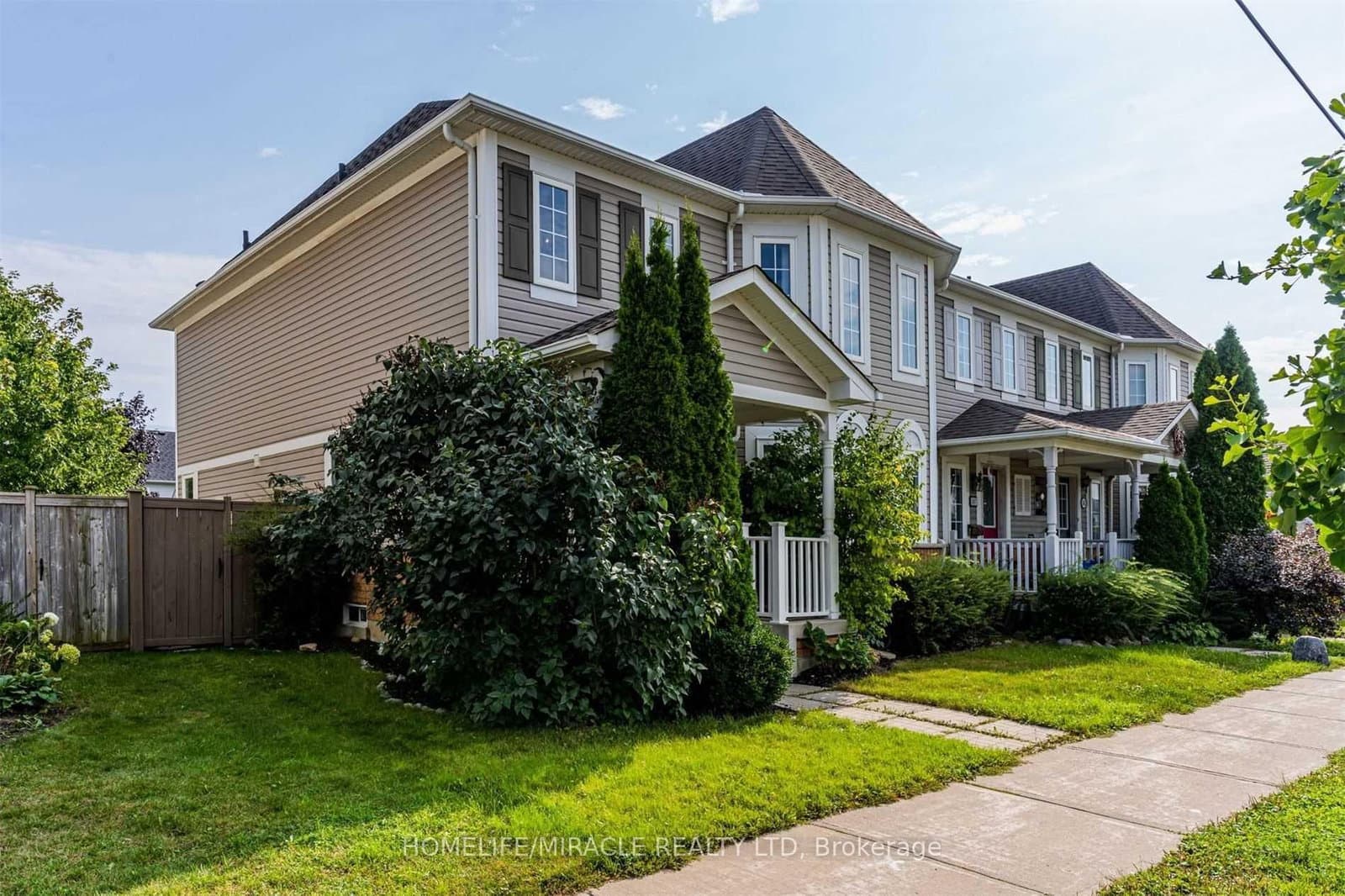 149 Carnwith Drive E thumbnail 2