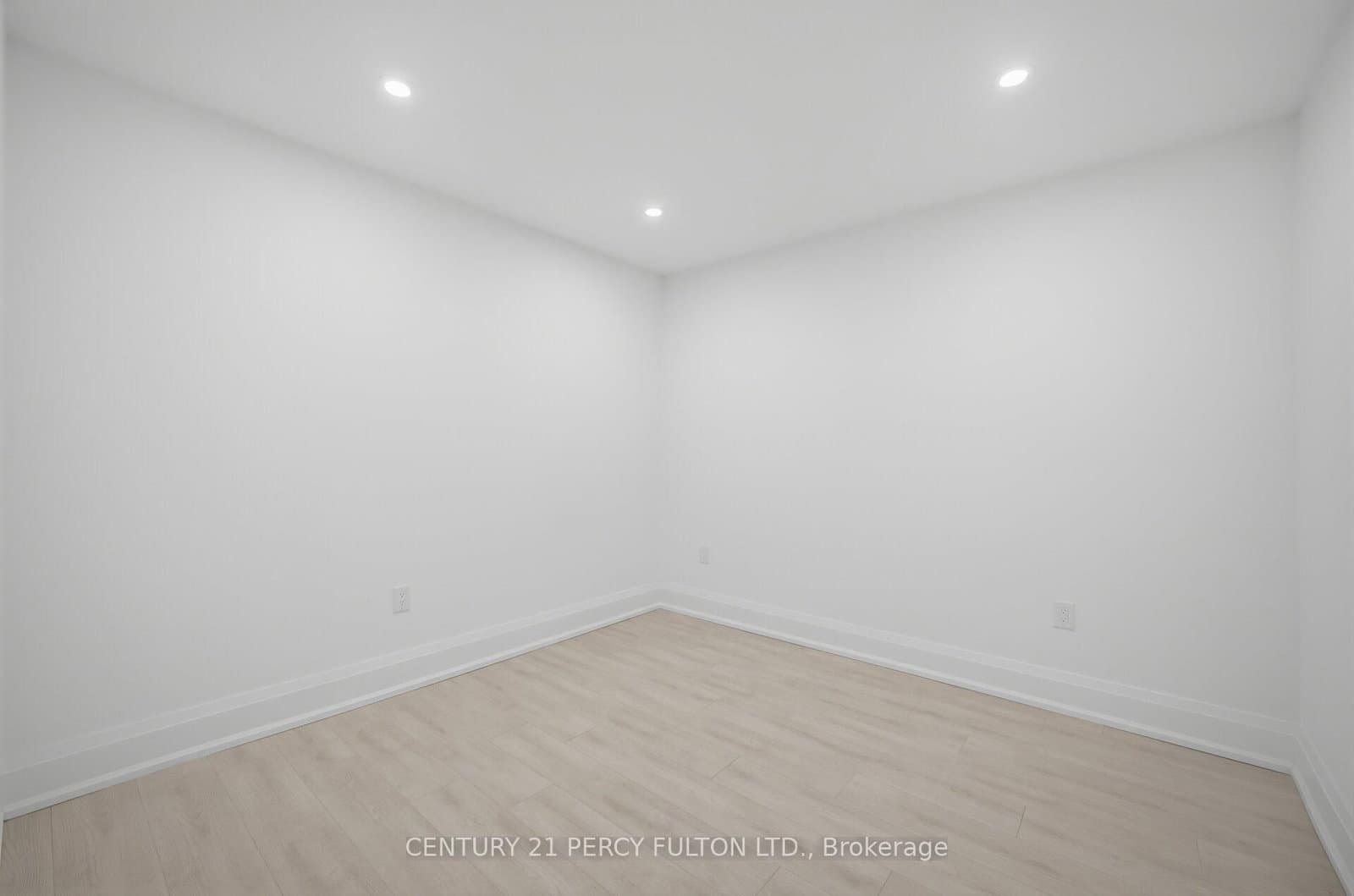 195 Danforth Road thumbnail 40