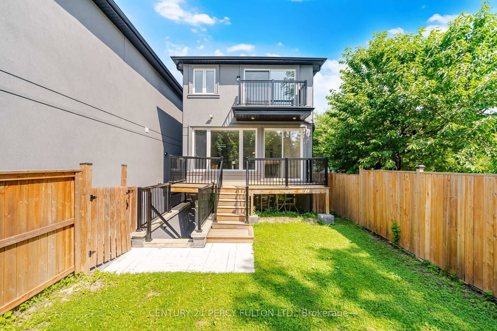 195 Danforth Road thumbnail 46