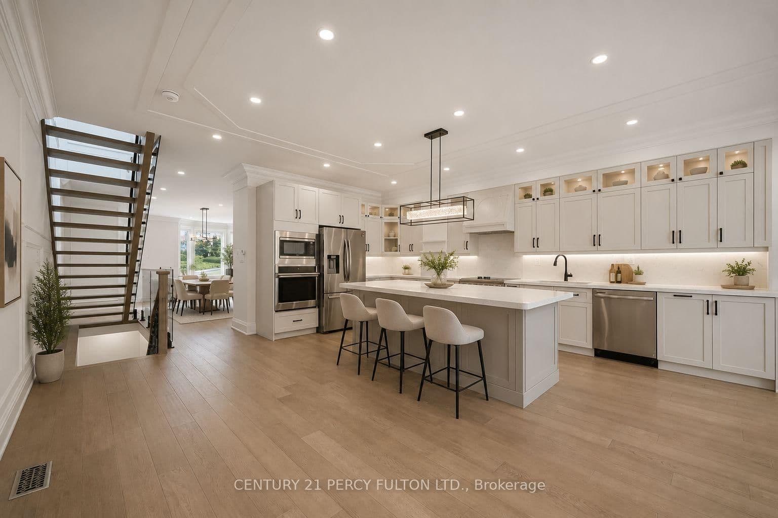 195 Danforth Road thumbnail 7