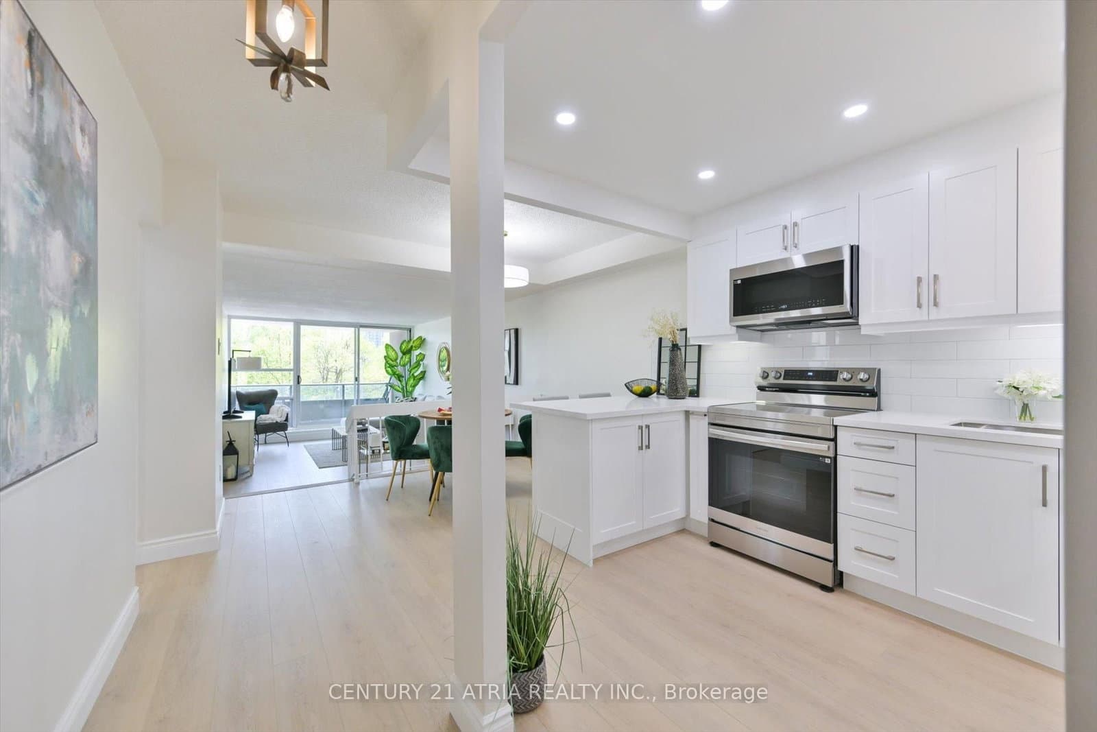 4101 Sheppard Avenue E, Unit 207 thumbnail 3