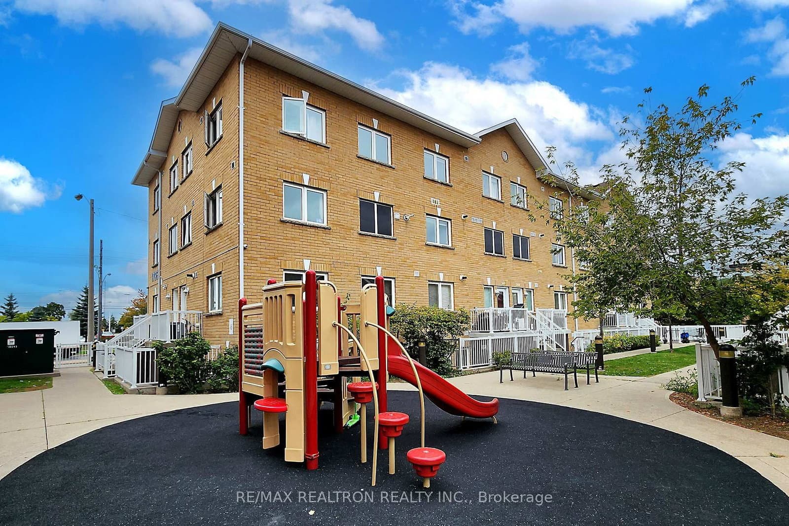 1795 Markham Road, Unit 106 thumbnail 2