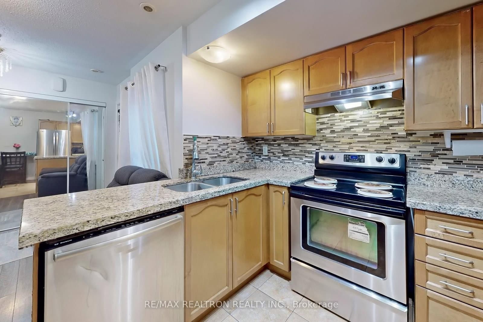 1795 Markham Road, Unit 106 thumbnail 4