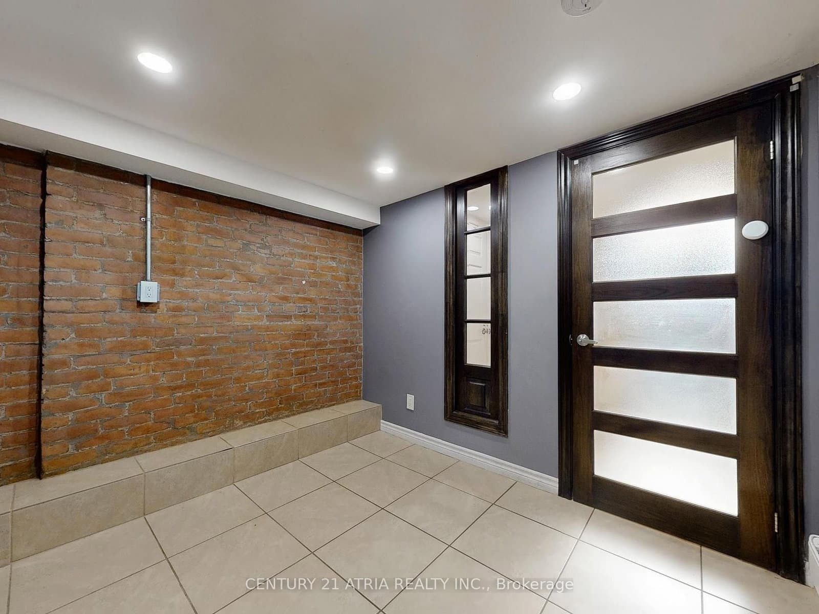 2828 Danforth Avenue, Unit Lower thumbnail 16