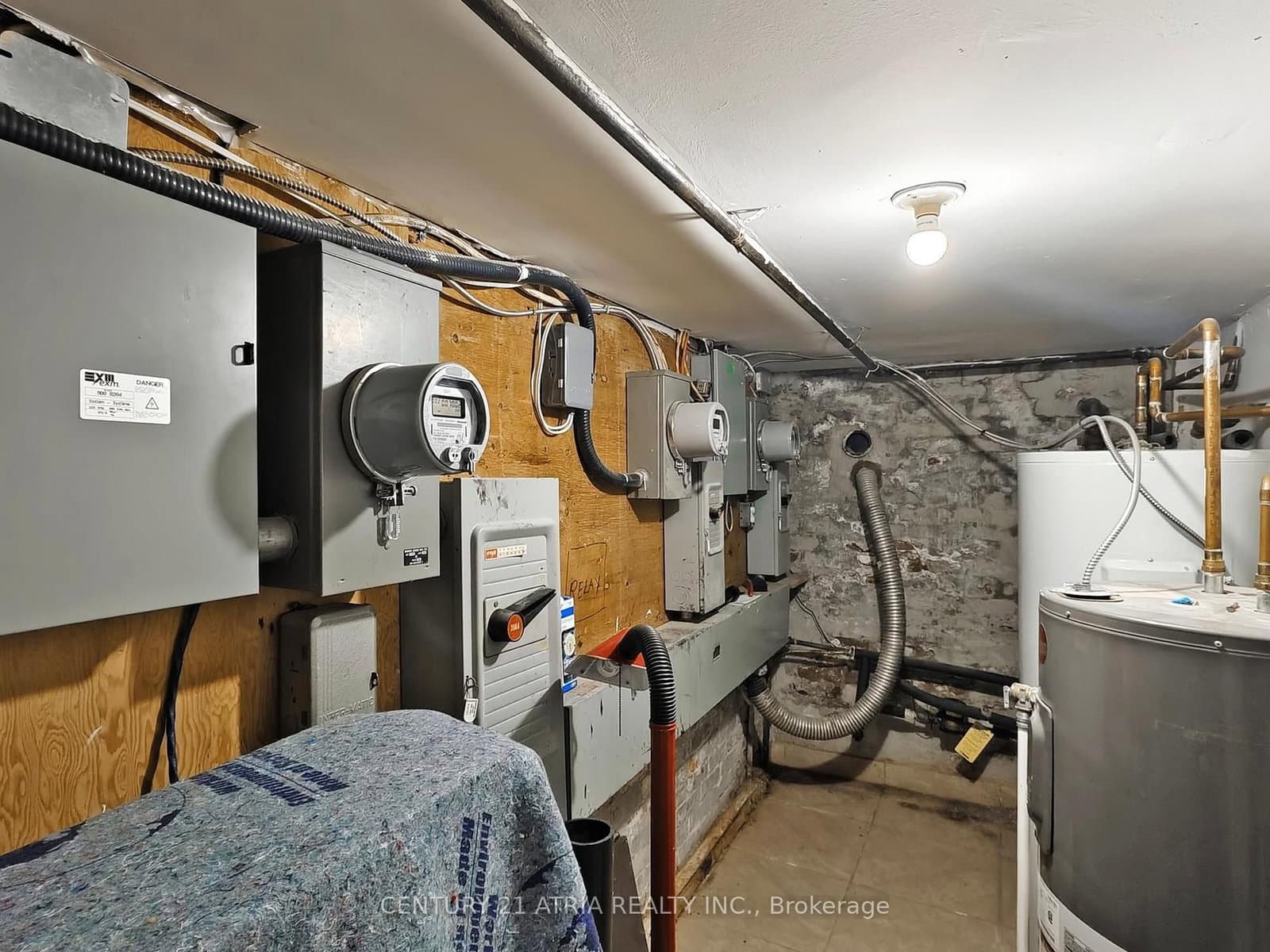 2828 Danforth Avenue, Unit Lower thumbnail 22
