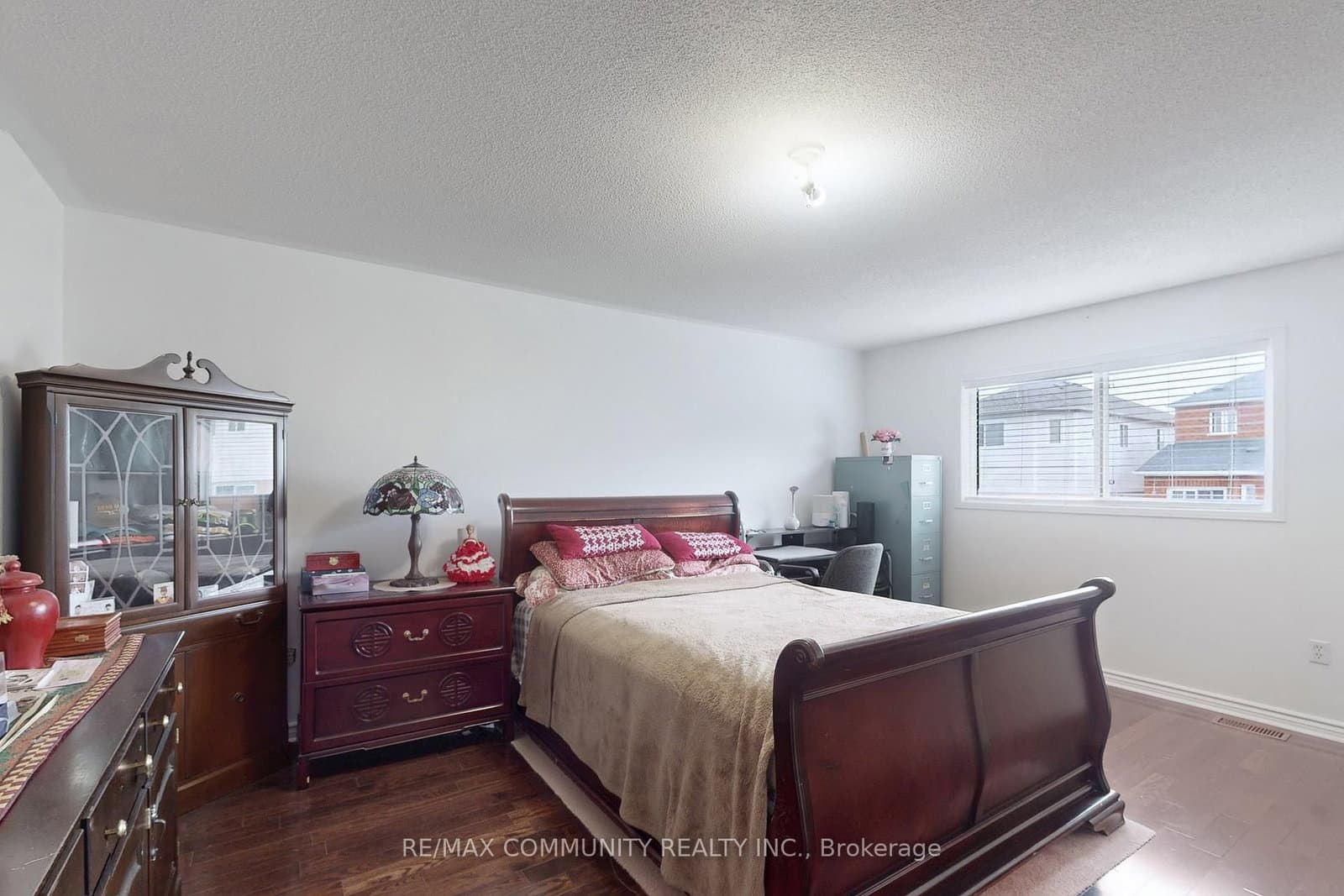 71 Hibbard Drive thumbnail 26