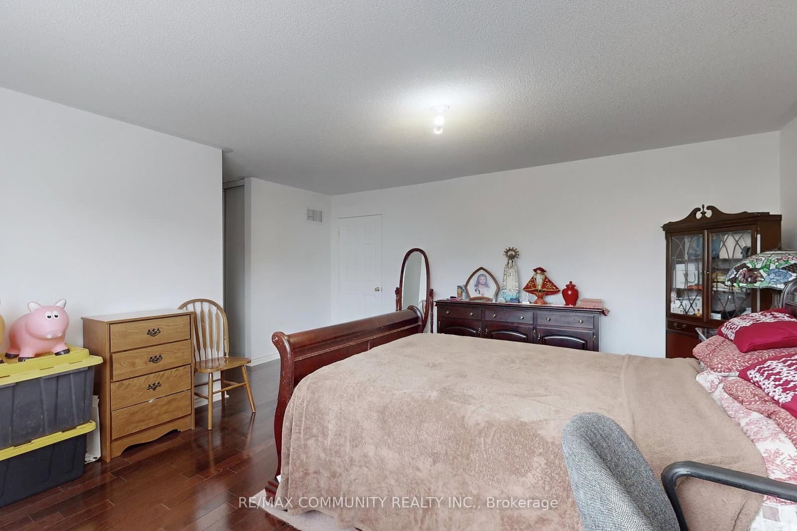 71 Hibbard Drive thumbnail 29