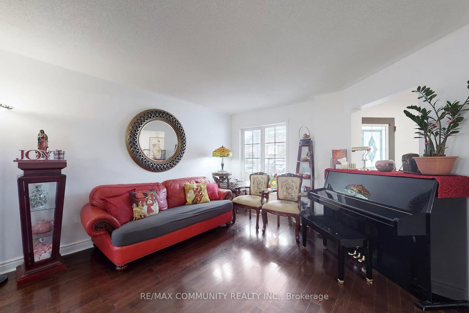71 Hibbard Drive thumbnail 3