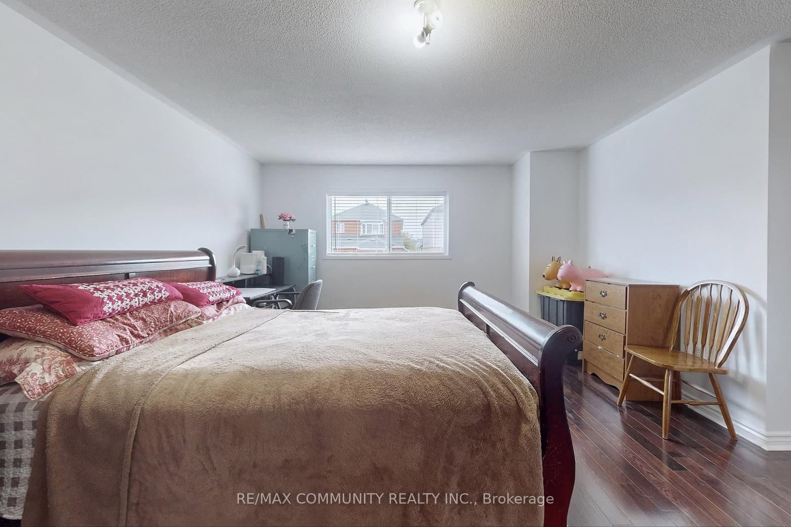 71 Hibbard Drive thumbnail 30