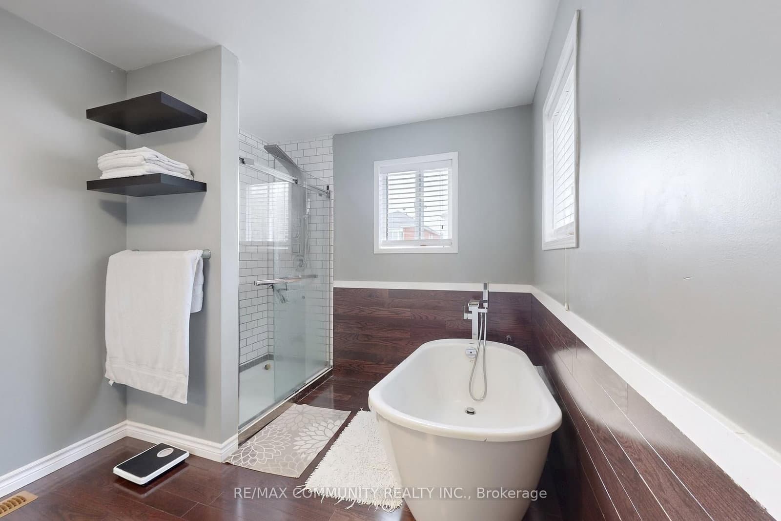 71 Hibbard Drive thumbnail 32