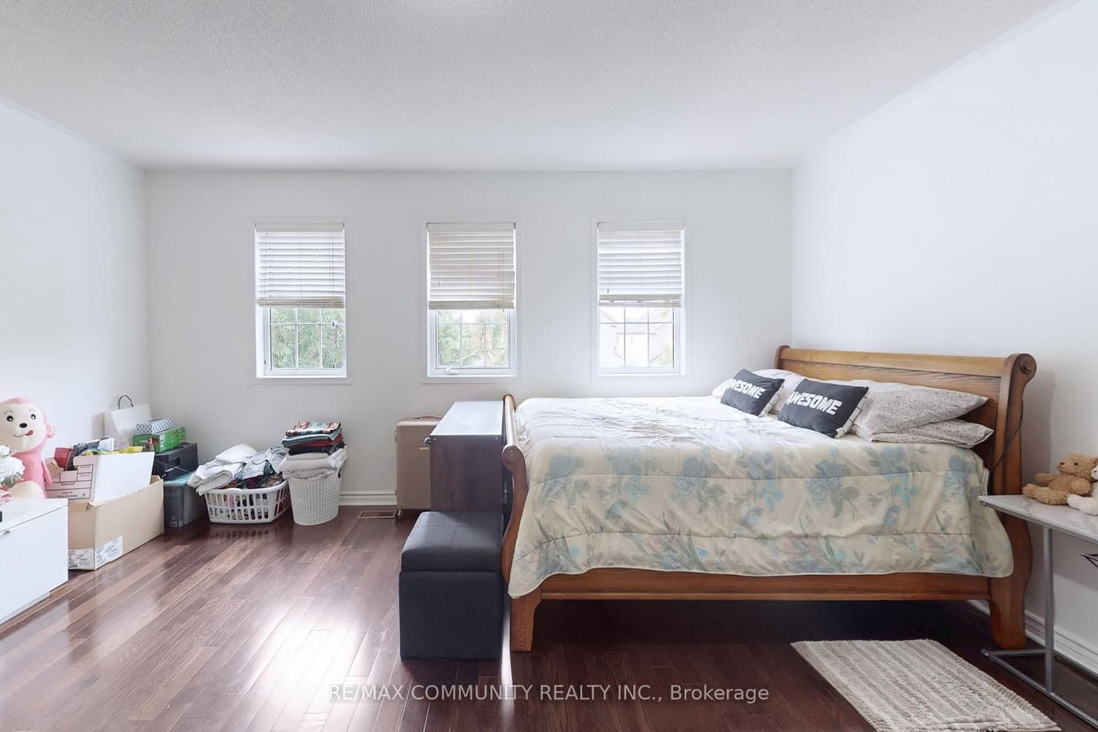 71 Hibbard Drive thumbnail 35