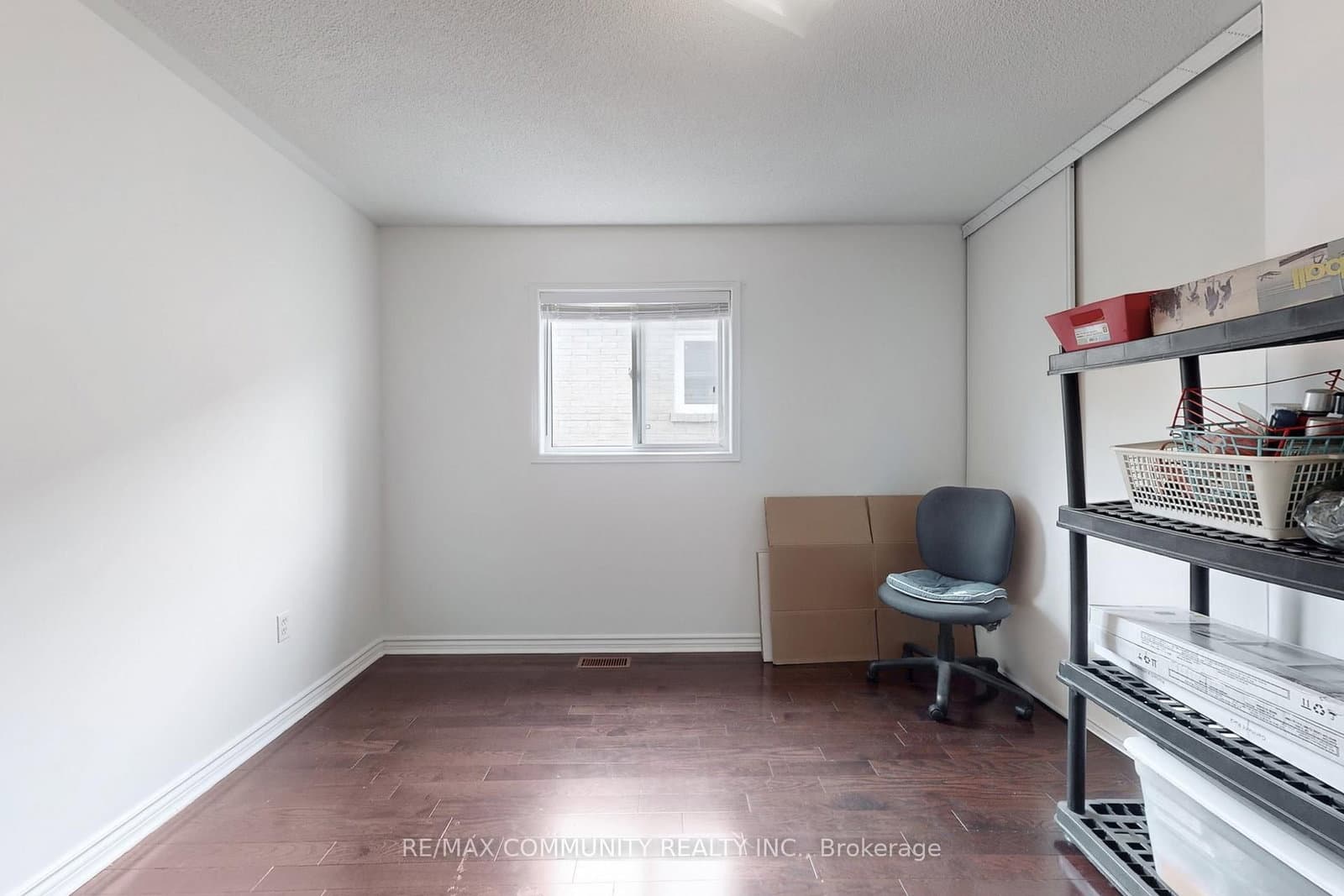 71 Hibbard Drive thumbnail 38