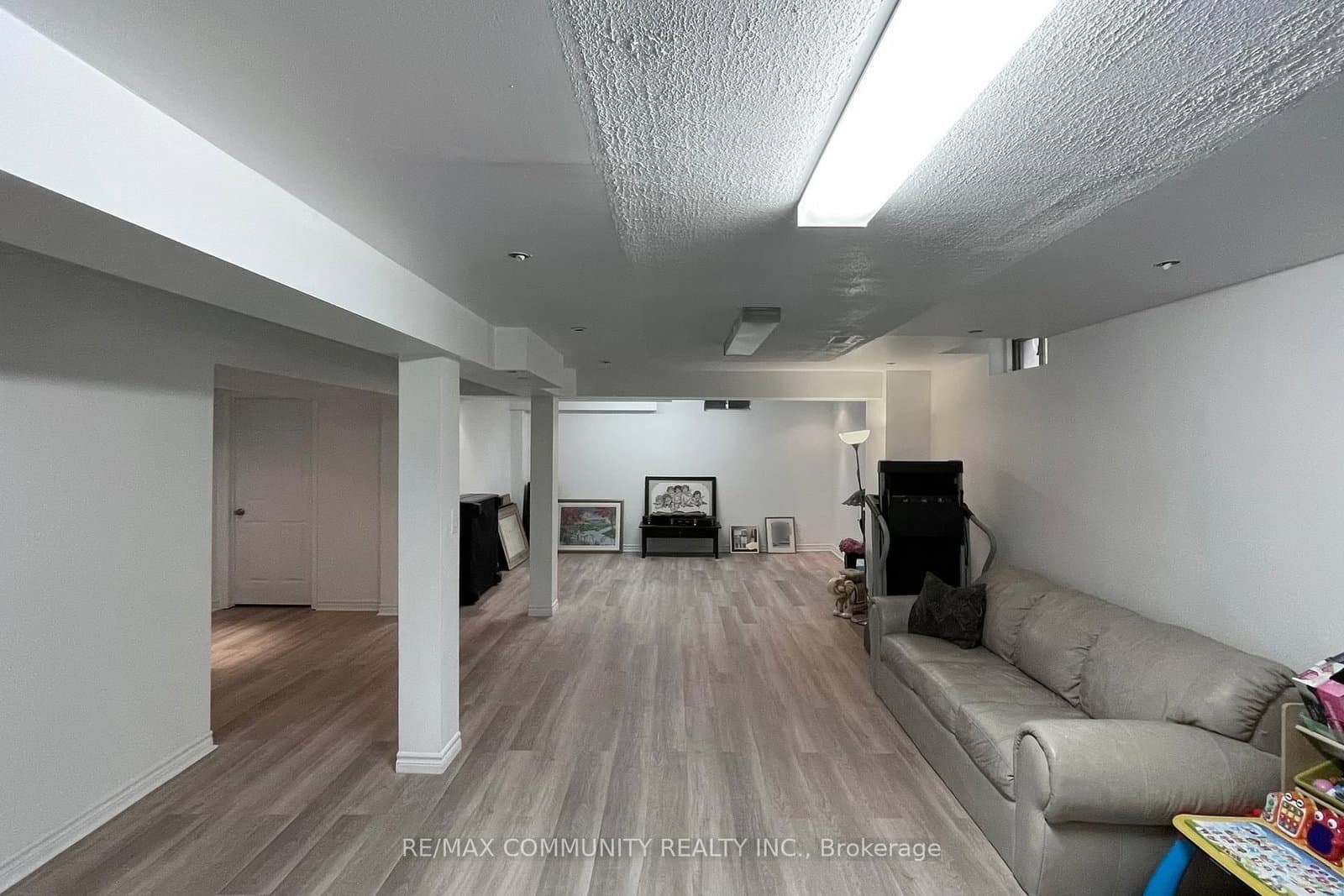 71 Hibbard Drive thumbnail 43