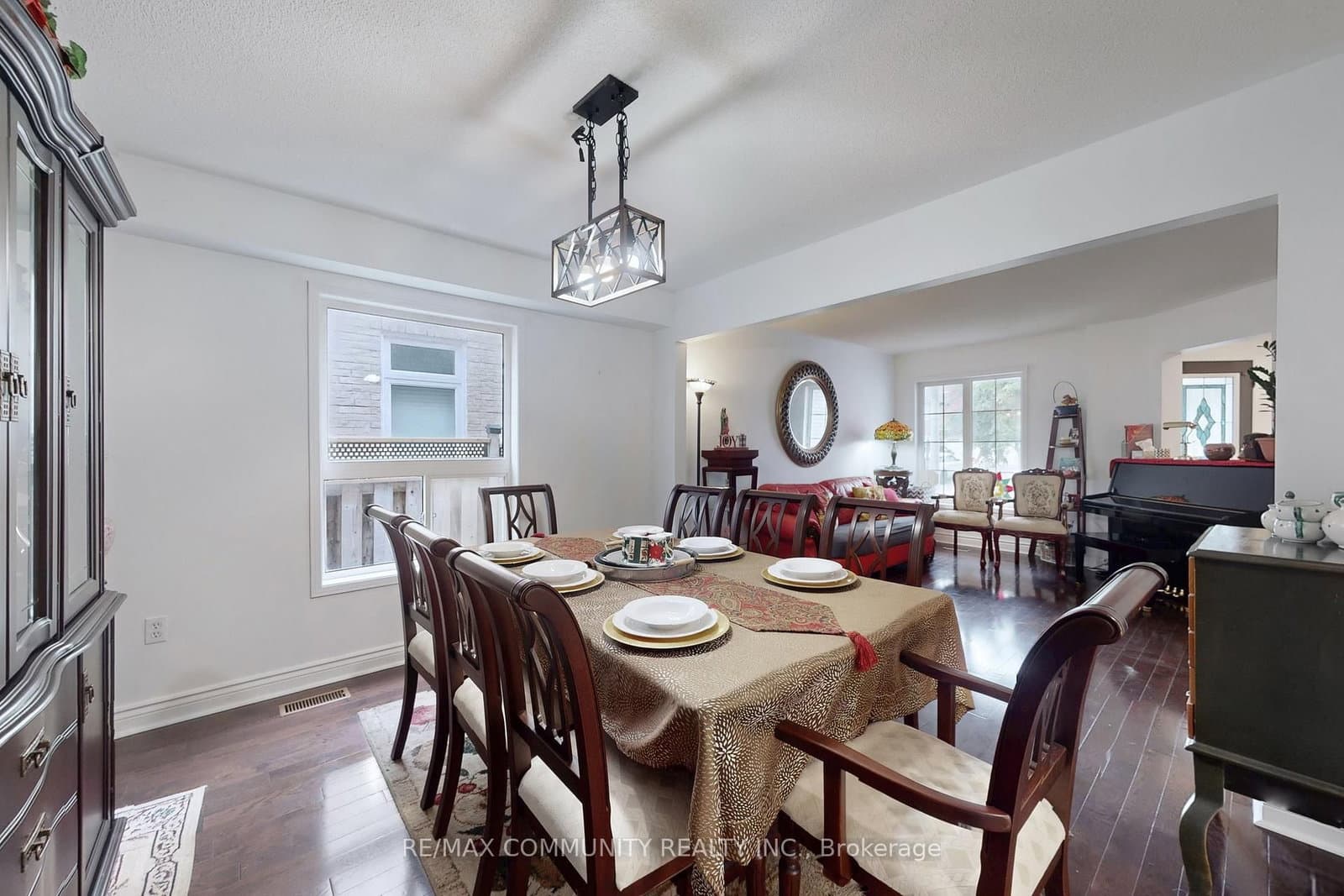 71 Hibbard Drive thumbnail 8