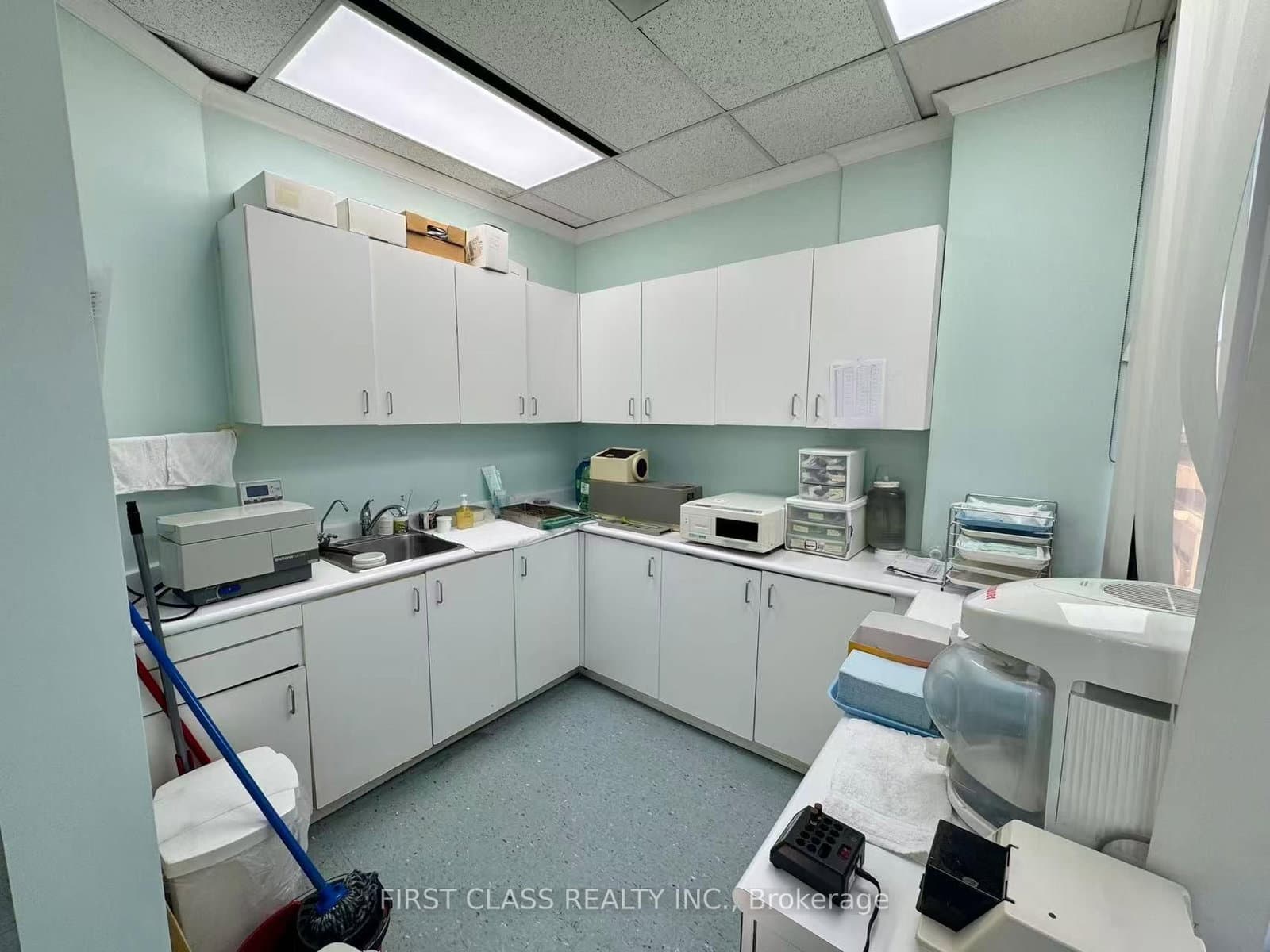 4002 Sheppard Avenue E, Unit 412 thumbnail 12