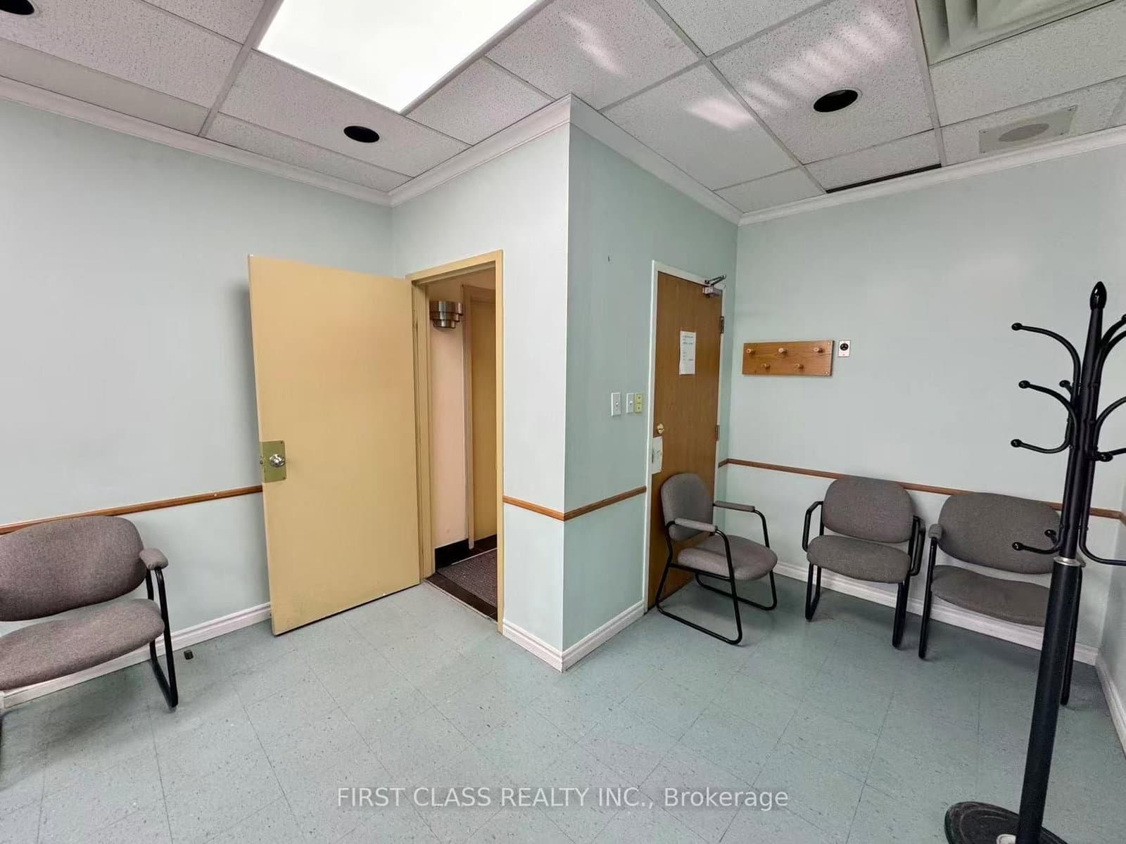 4002 Sheppard Avenue E, Unit 412 thumbnail 7