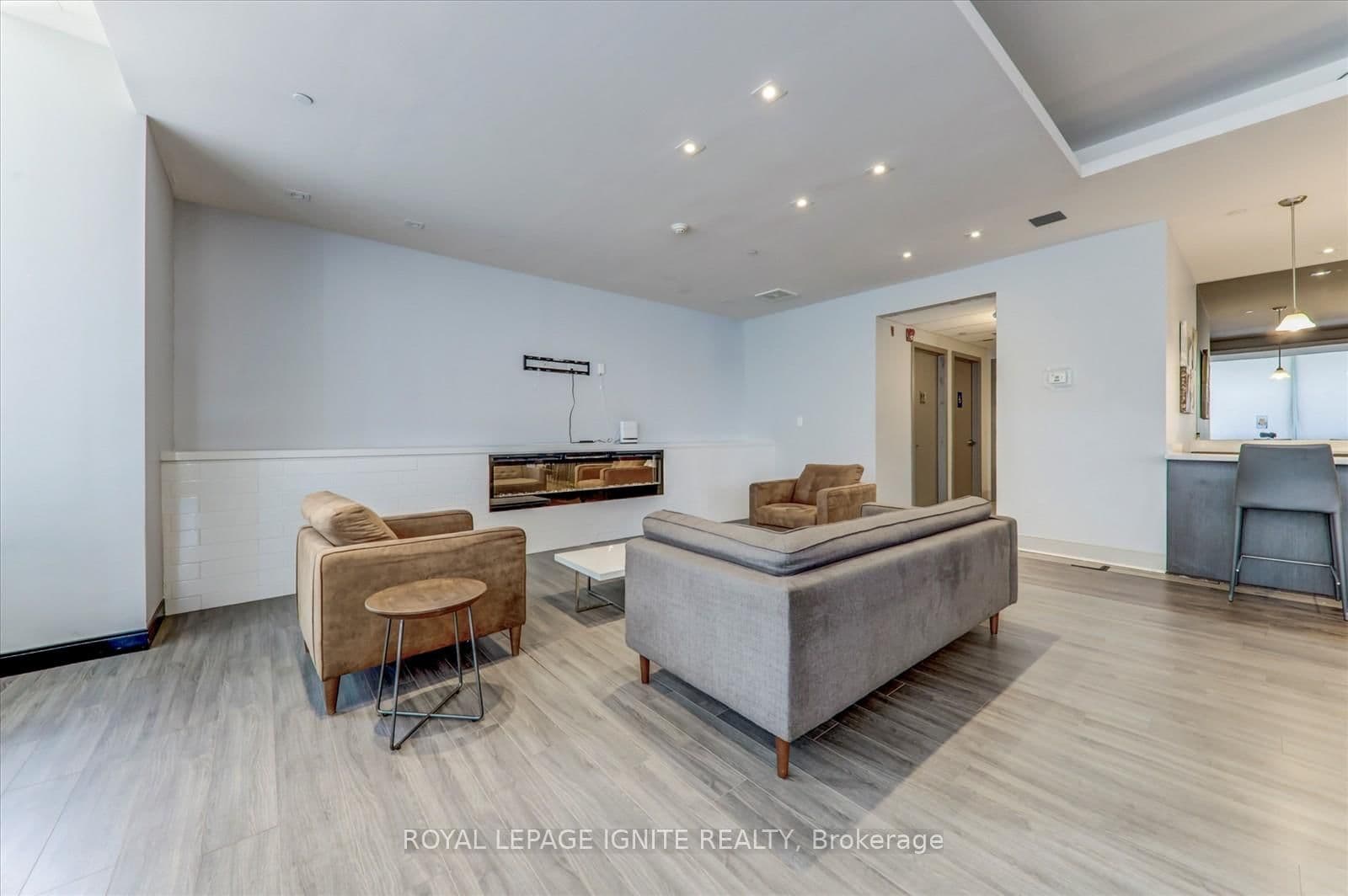 3560 St Clair Avenue E, Unit 109 thumbnail 28